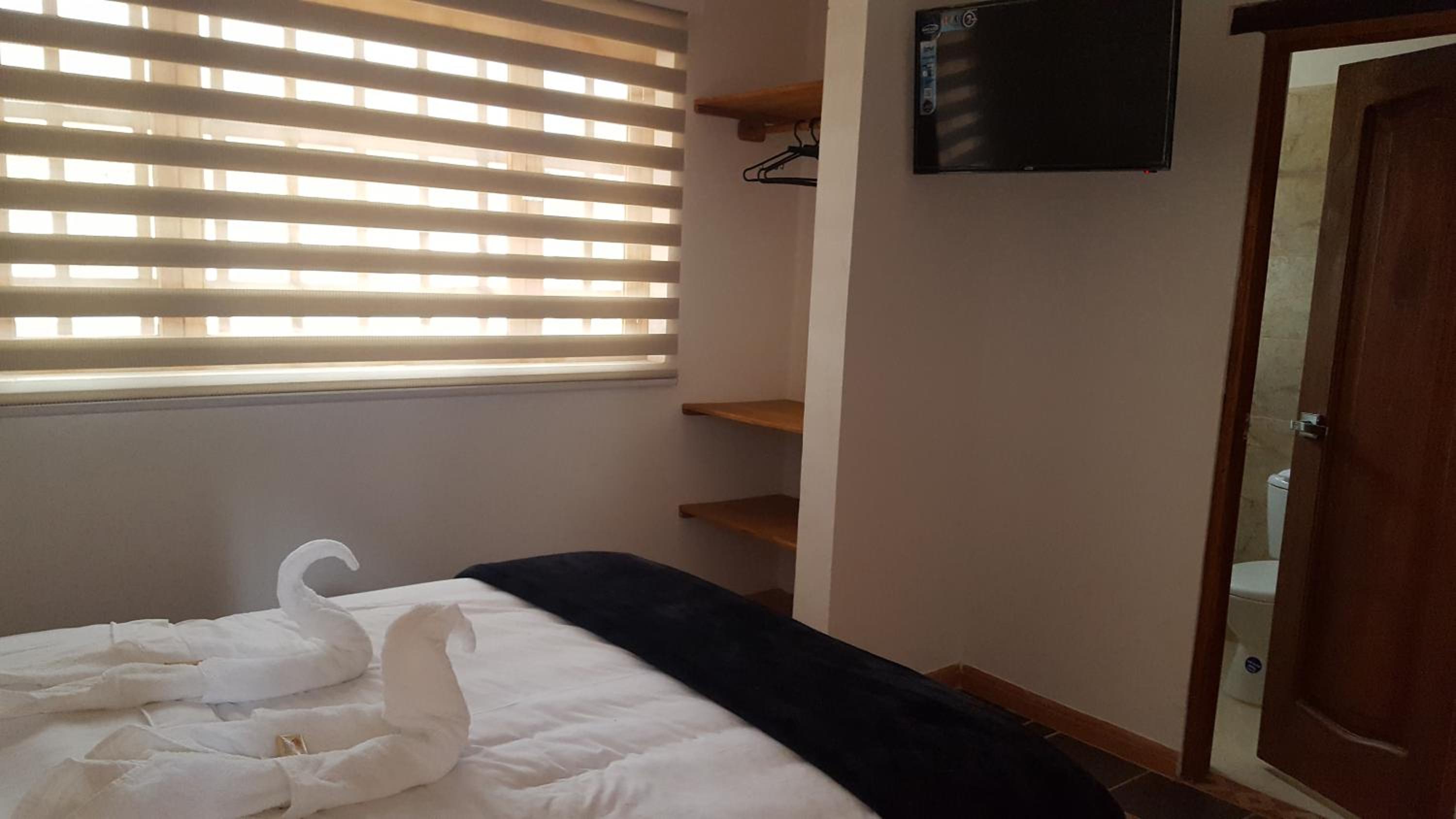 Double Room with Private Bathroom photo 2