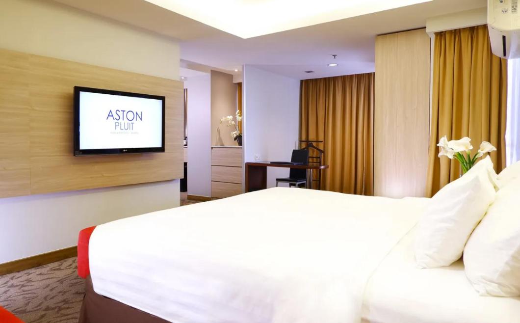 Executive Suite - Photo 5