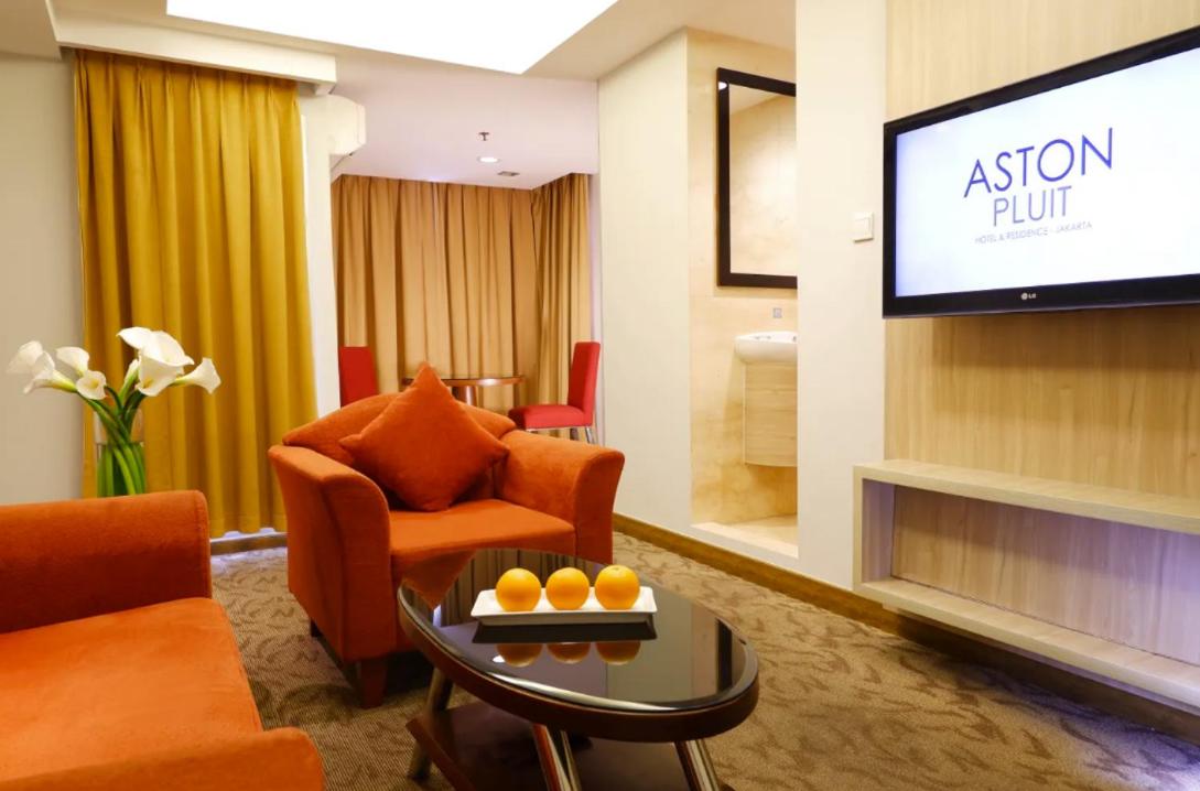 Executive Suite - Photo 6