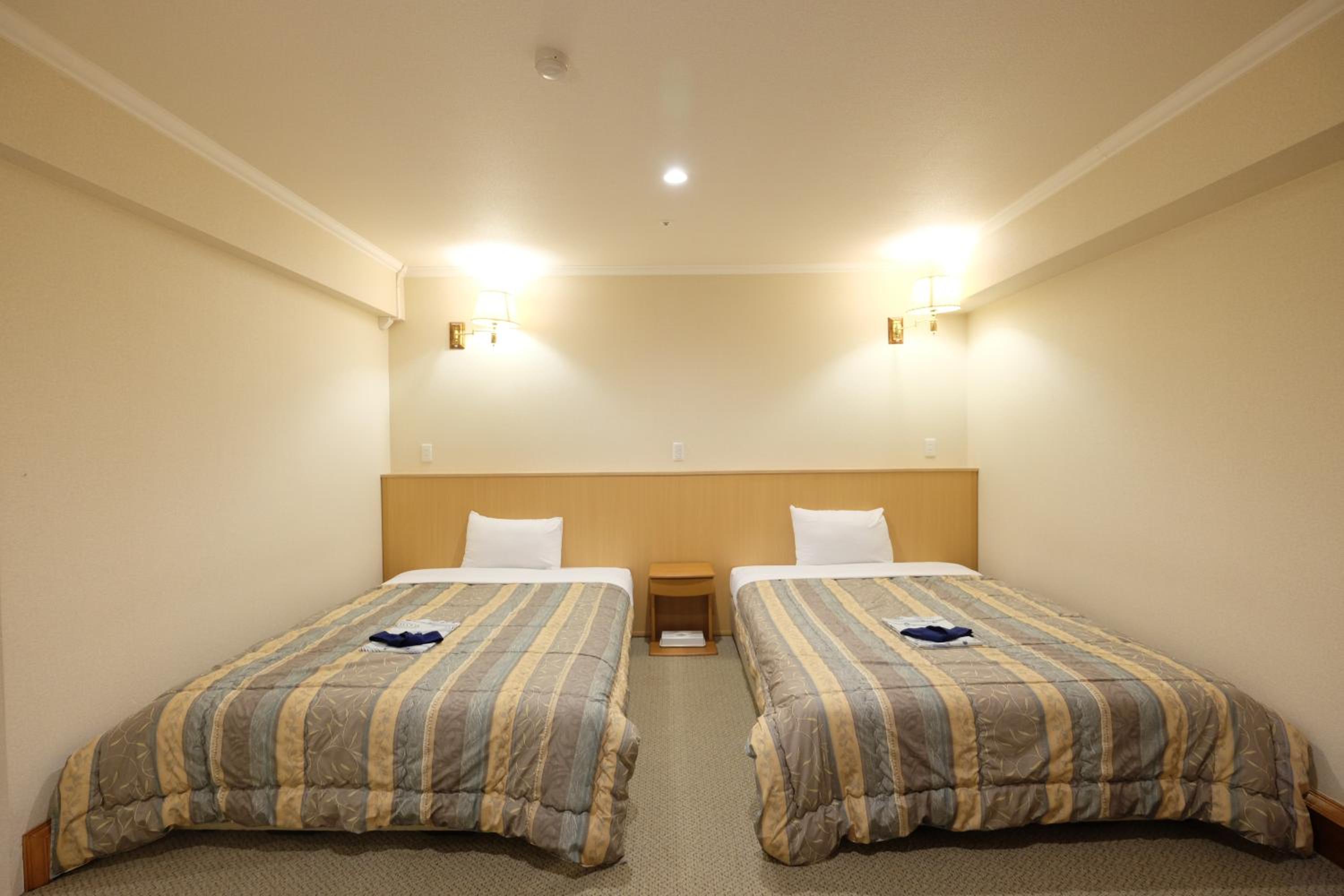 Superior Twin Room - Non-Smoking - Photo 4