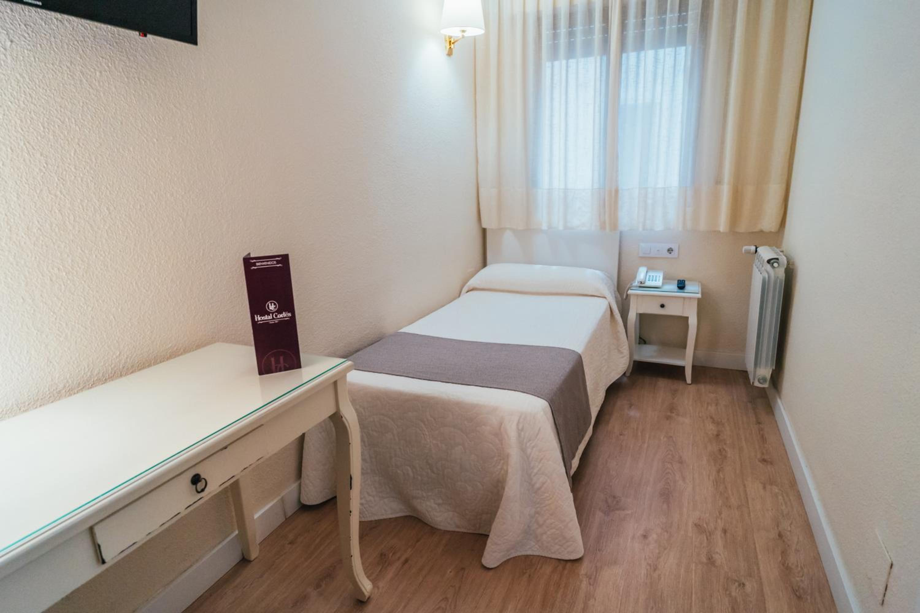 Superior Double Room - Photo 3