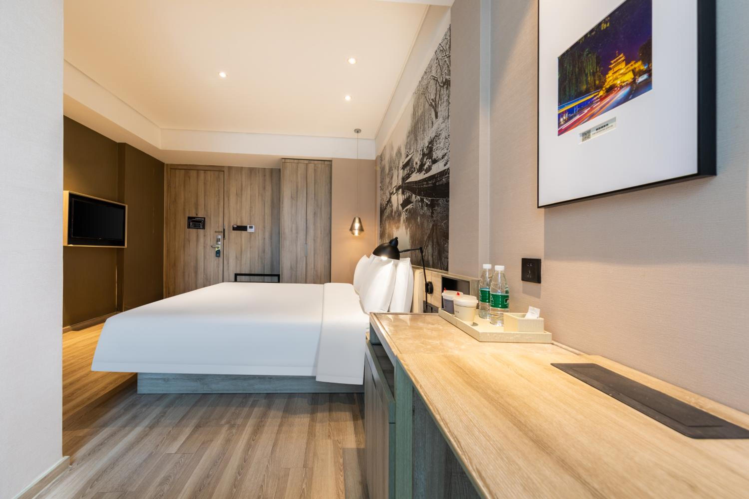 Elegant Double Room 