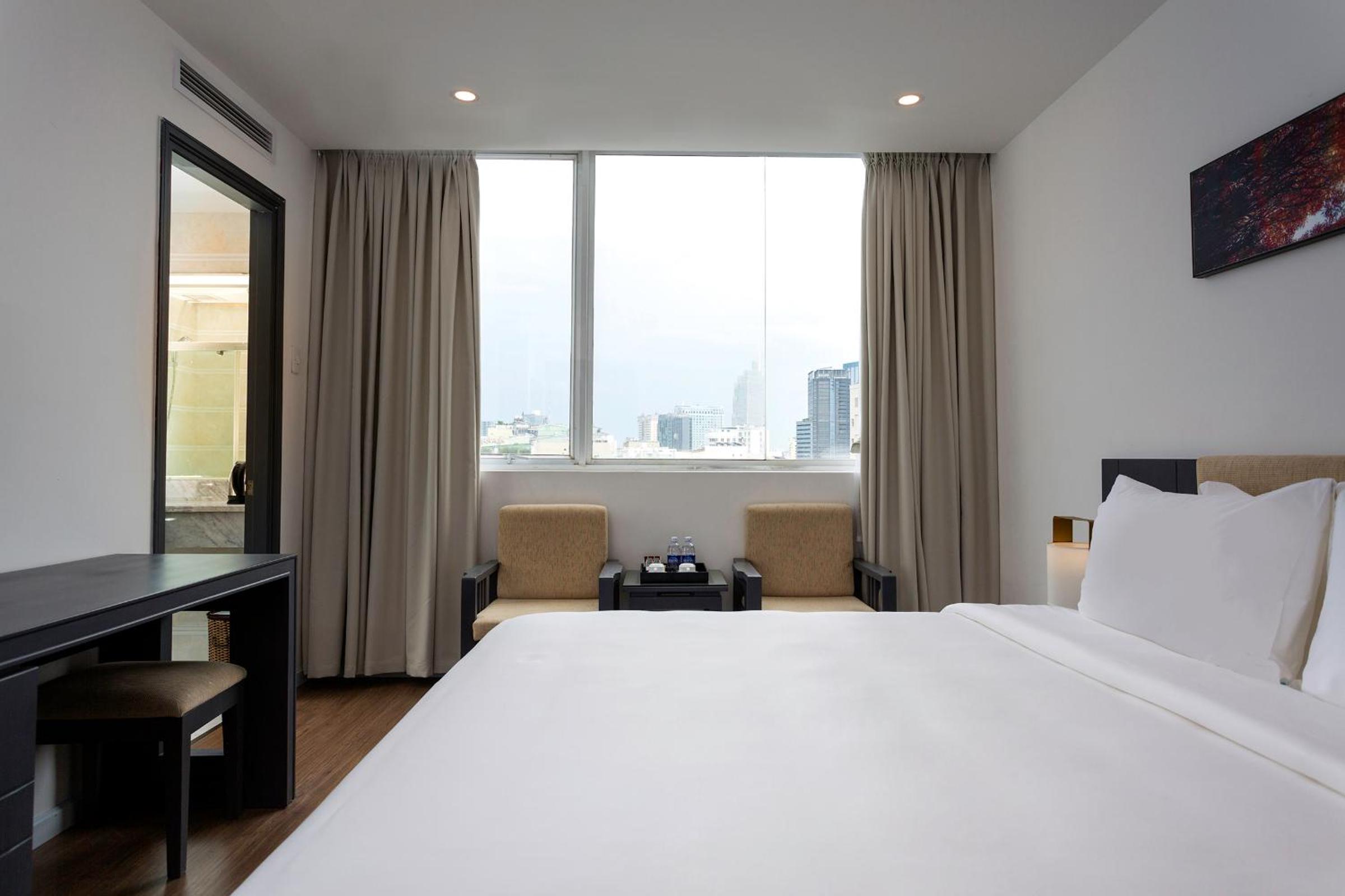 Deluxe Double Room photo 2