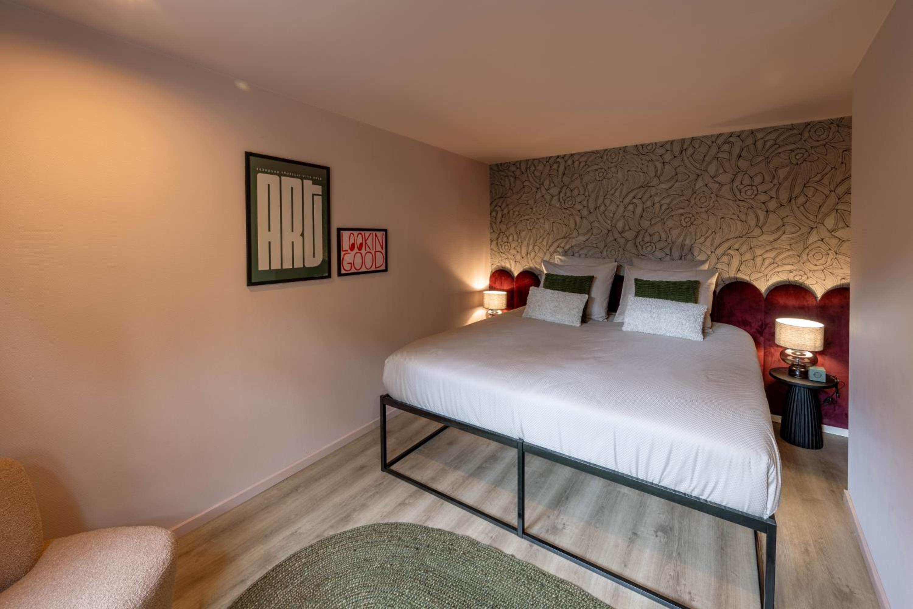 King Studio with Sofa Bed - Annex