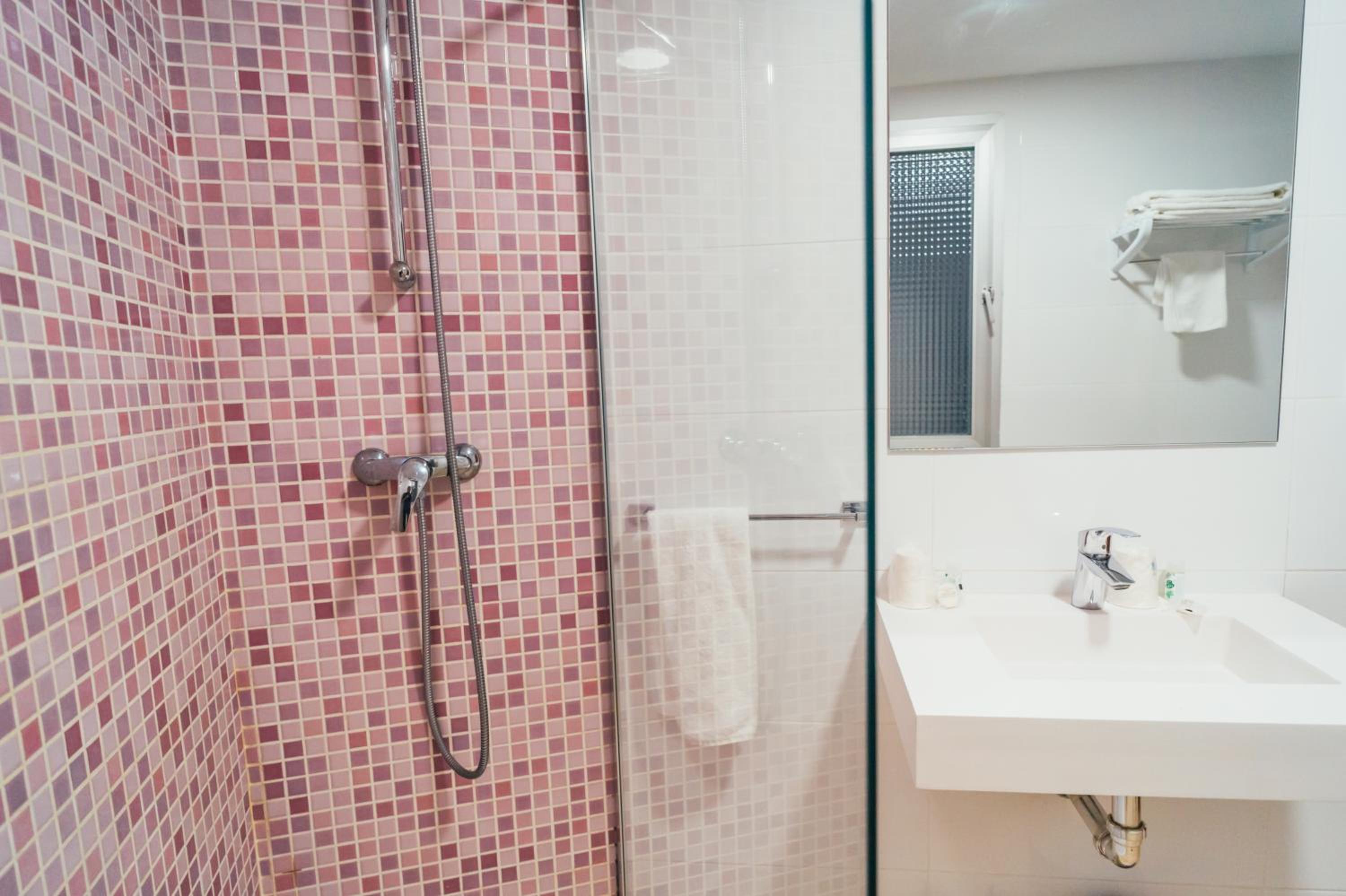Superior Twin Room - Photo 14