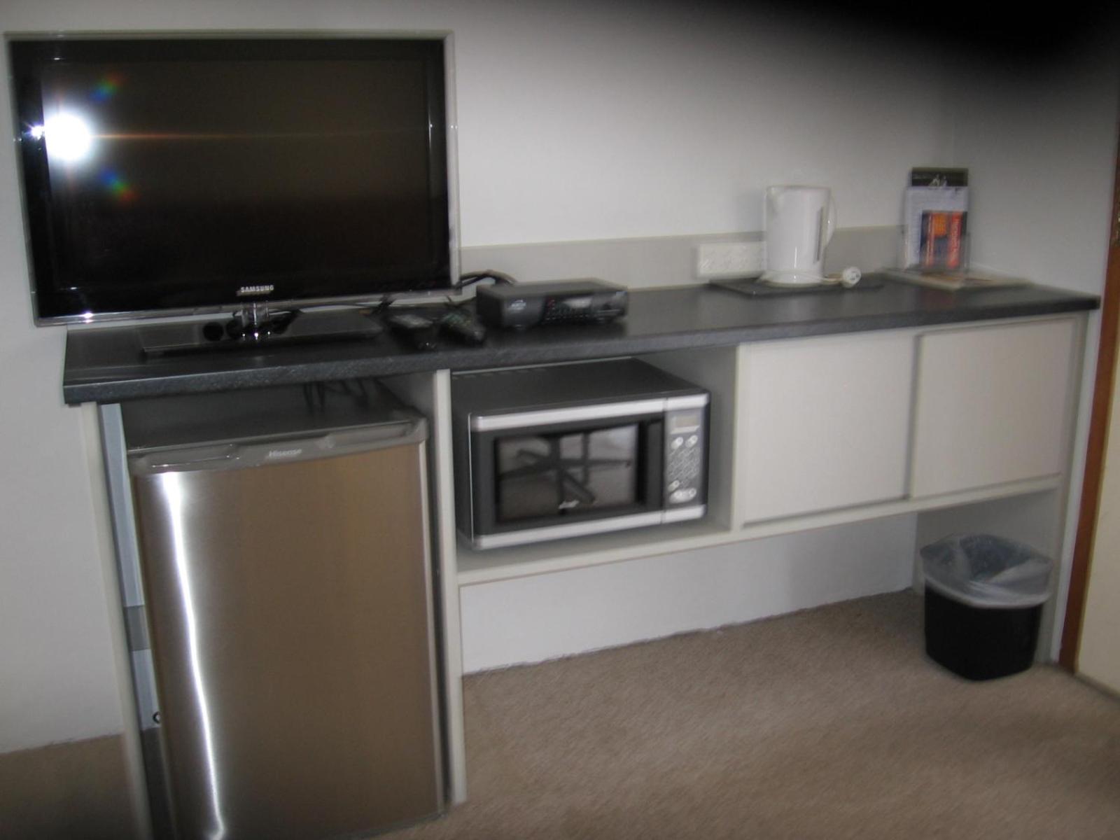 Family Room photo 3