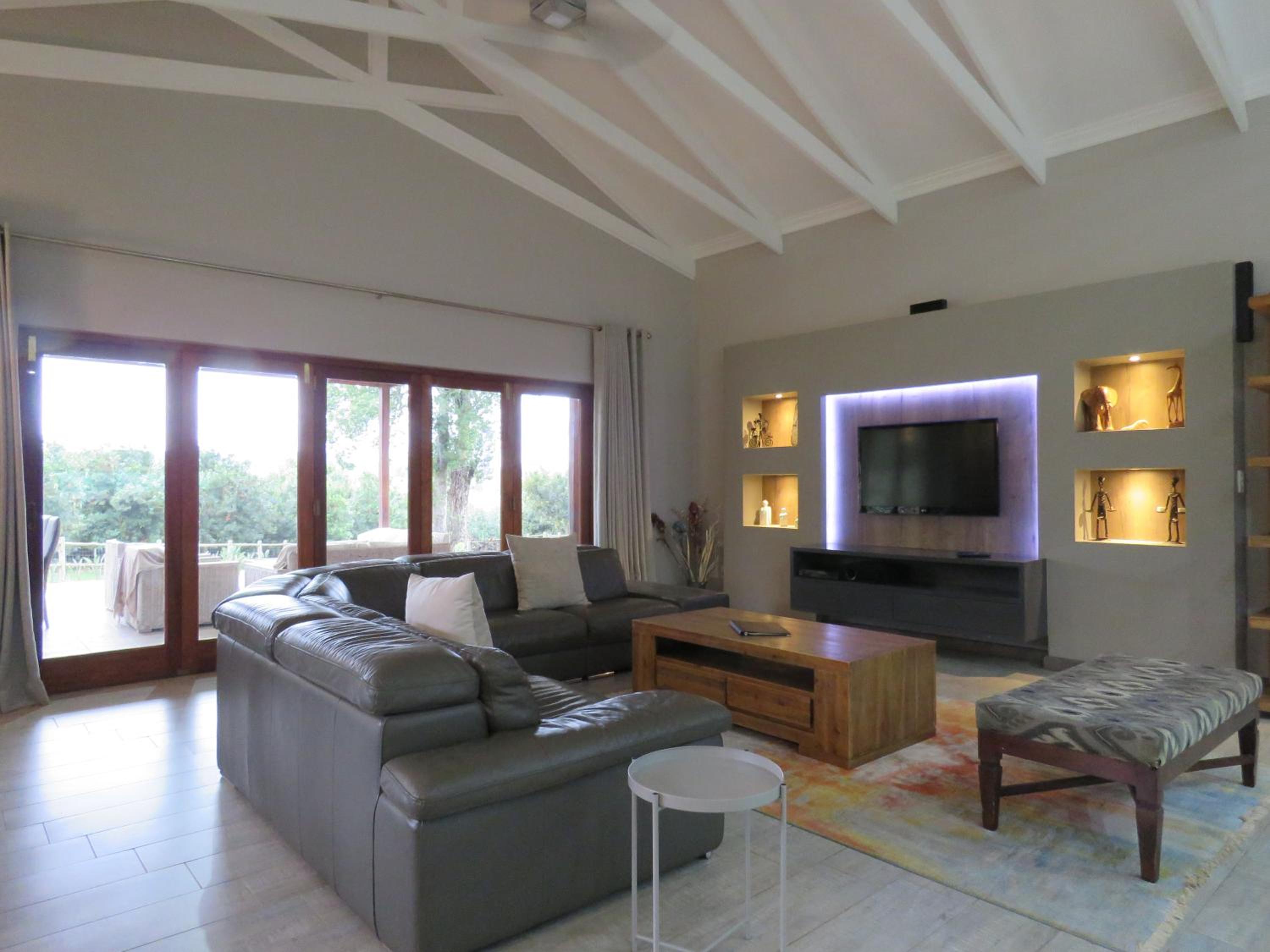 Family Holiday Home photo 2