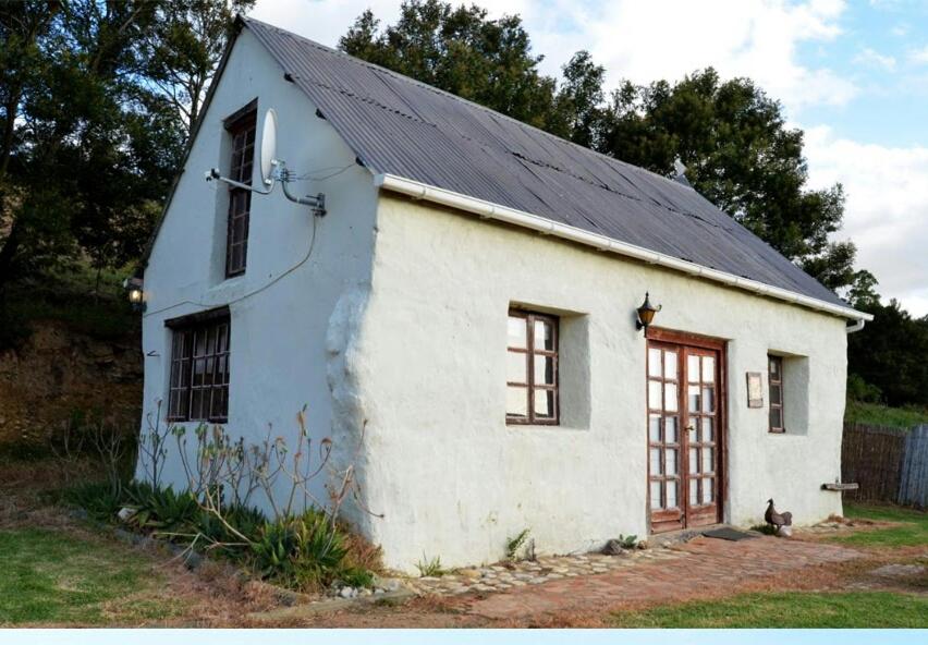 Two-Bedroom House - Photo 12