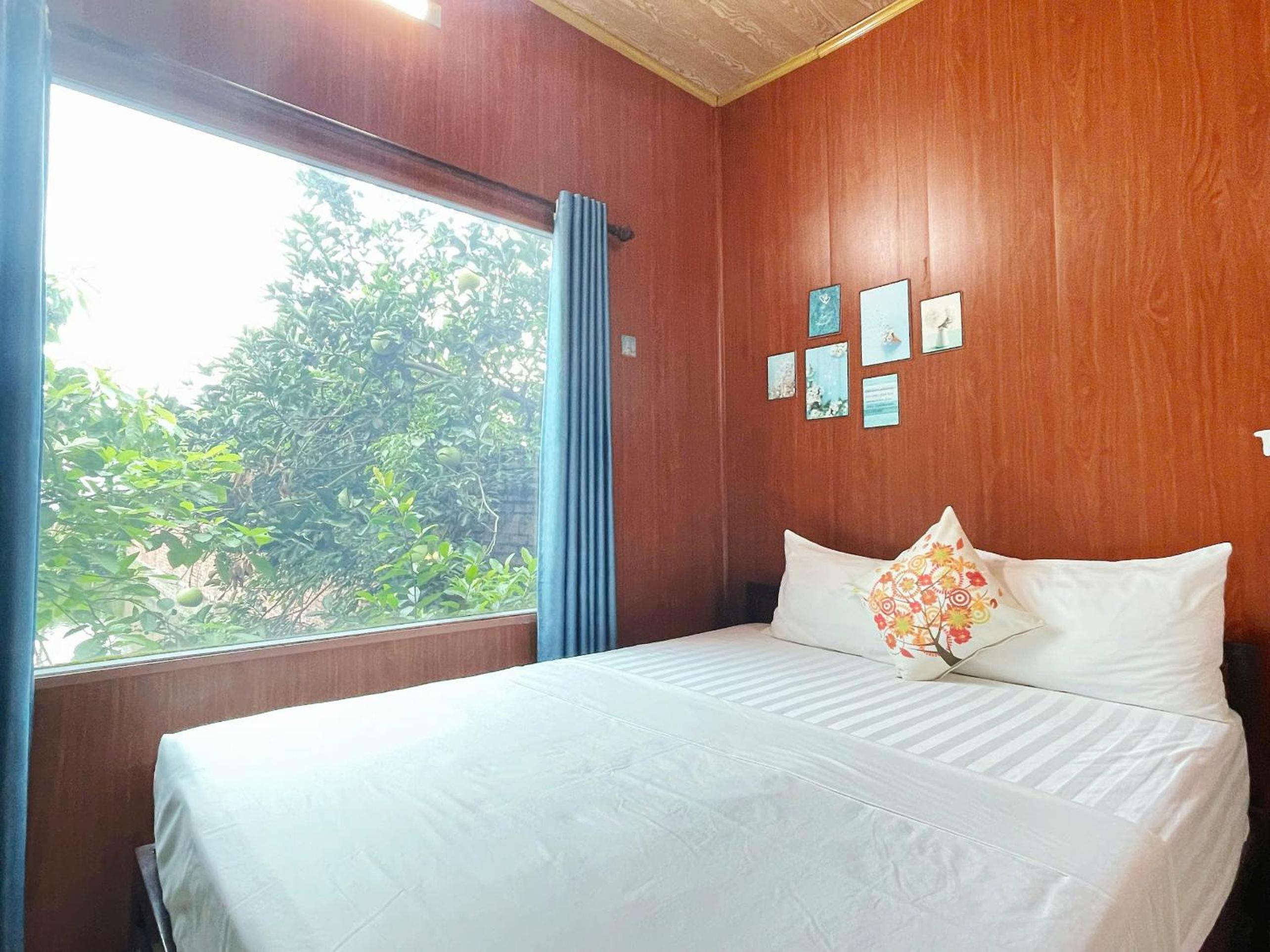 Triple Room with Lake View photo 2