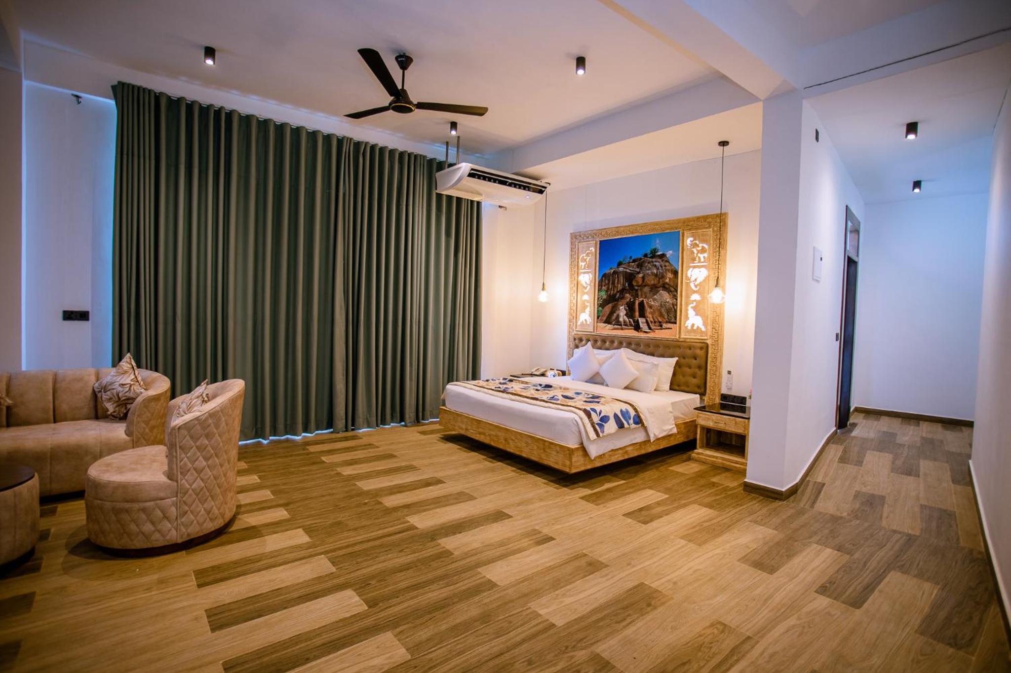King Suite with Ocean View - Photo 2