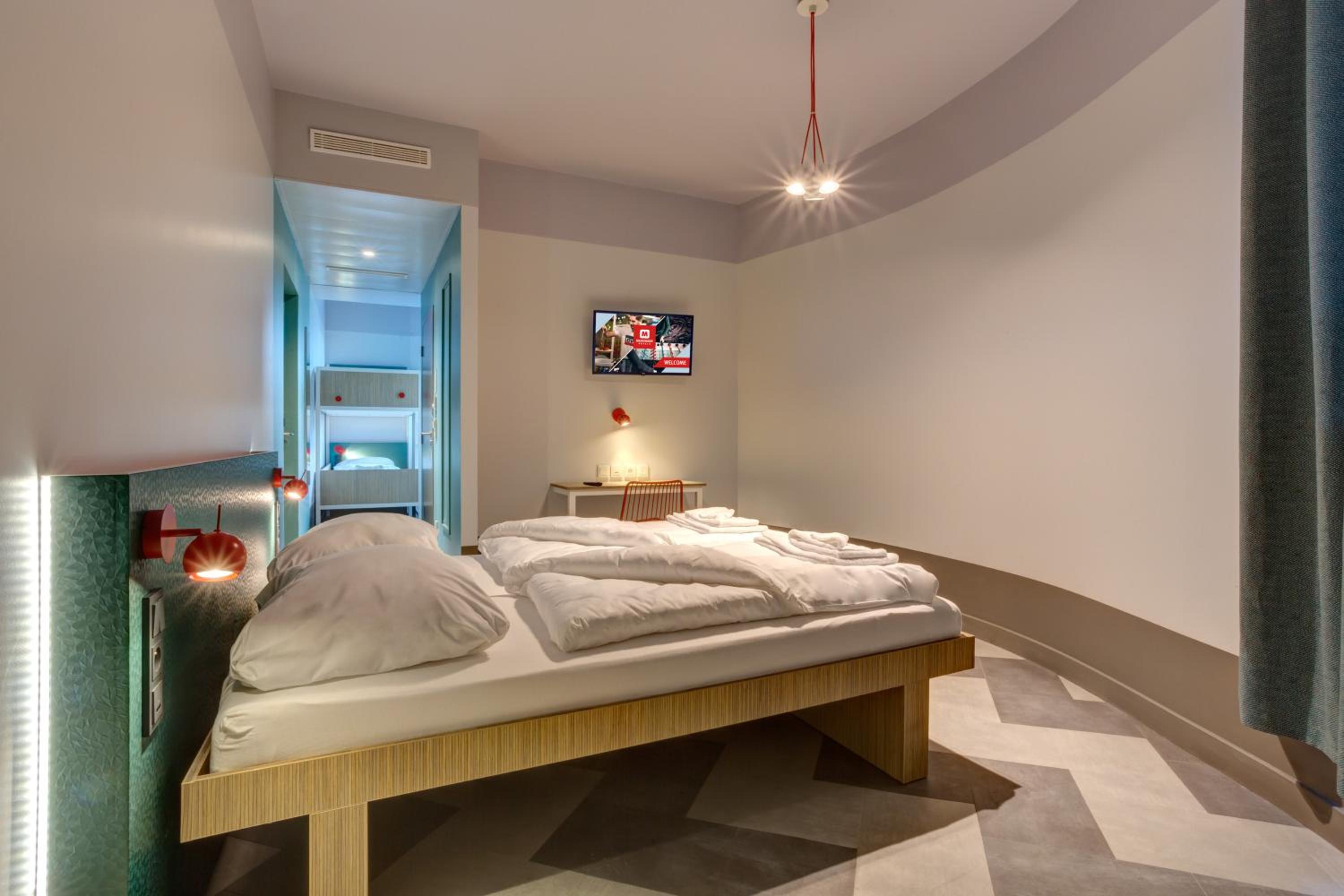 Bed in 4-Bed Mixed Dormitory Room photo 3