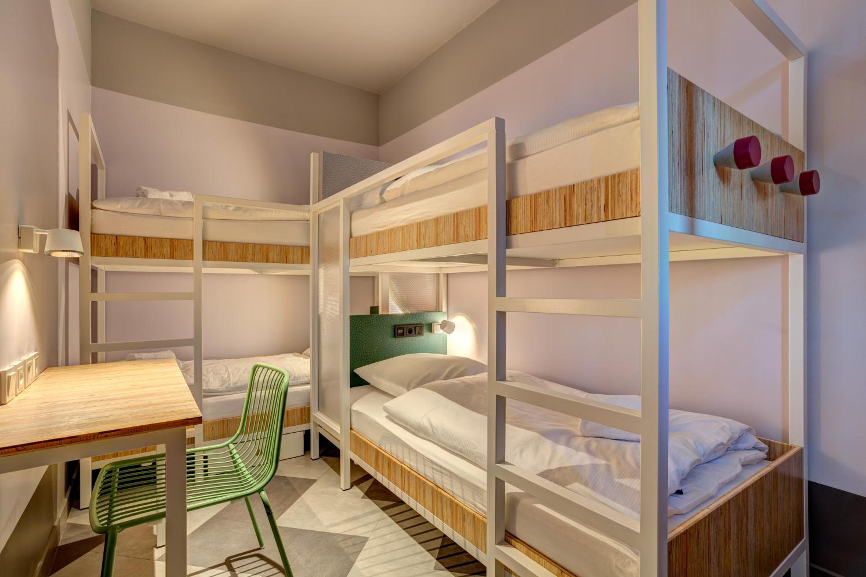 Bed in 6-Bed Mixed Dormitory Room