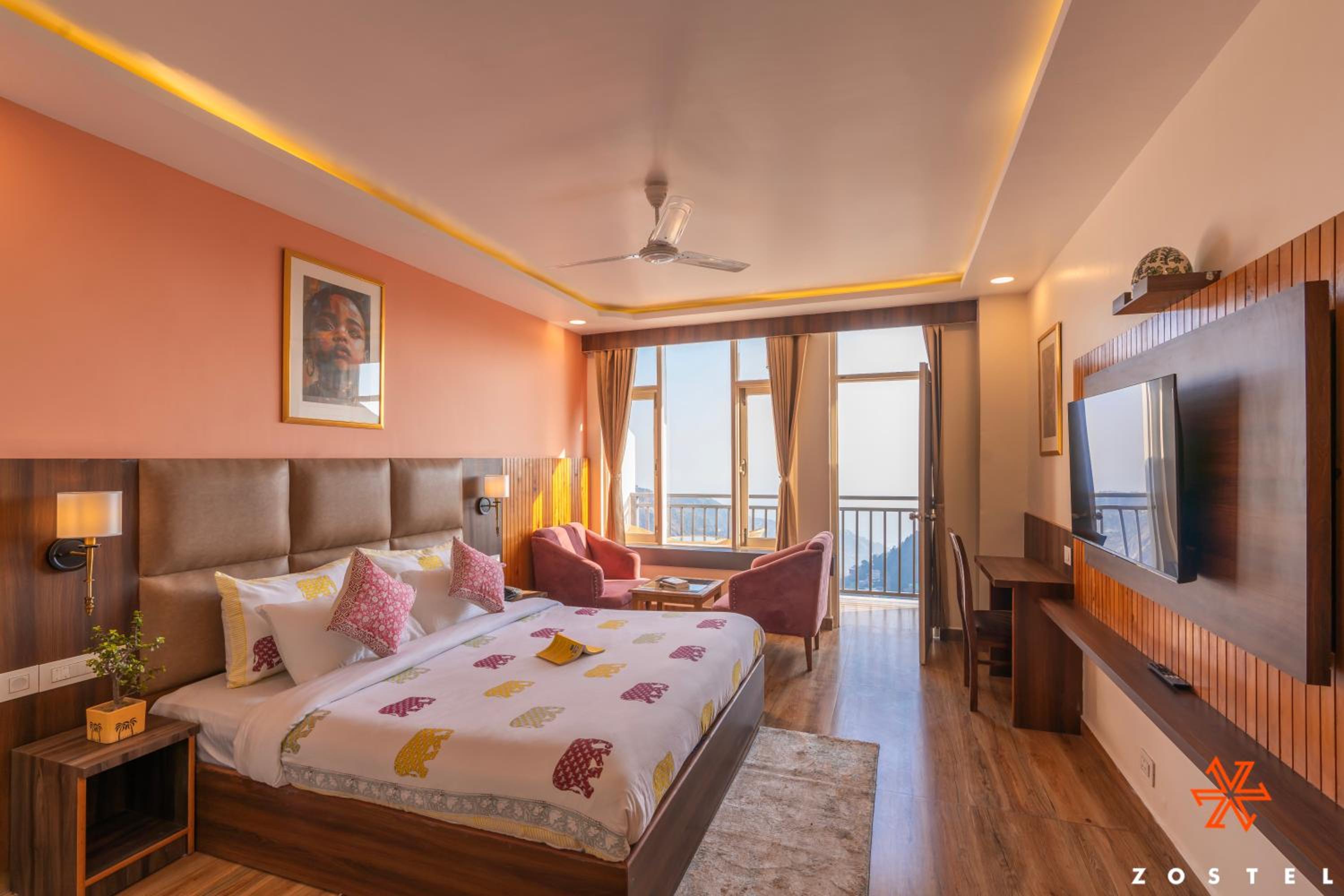 Superior Room (with balcony and valley view) - Photo 5