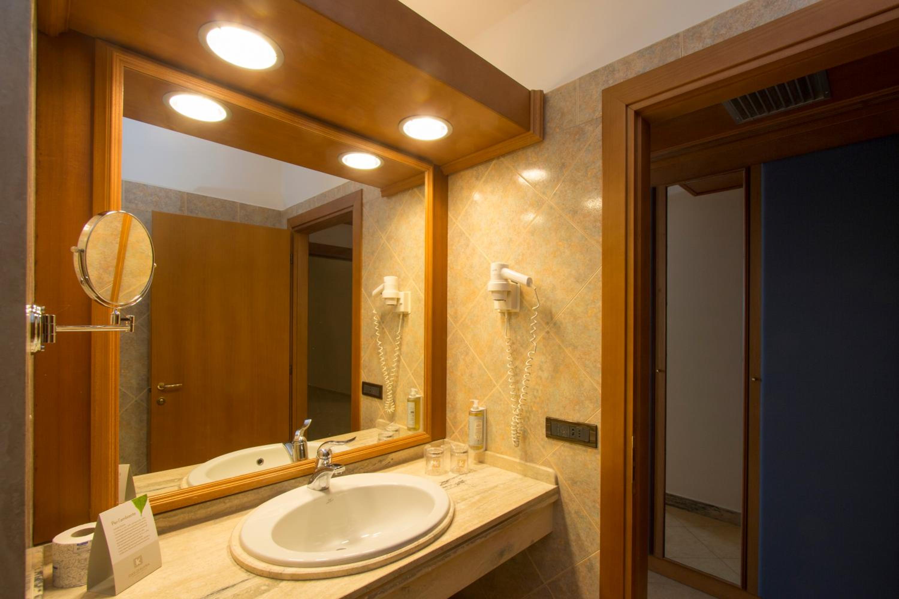 Classic Triple Room photo 3