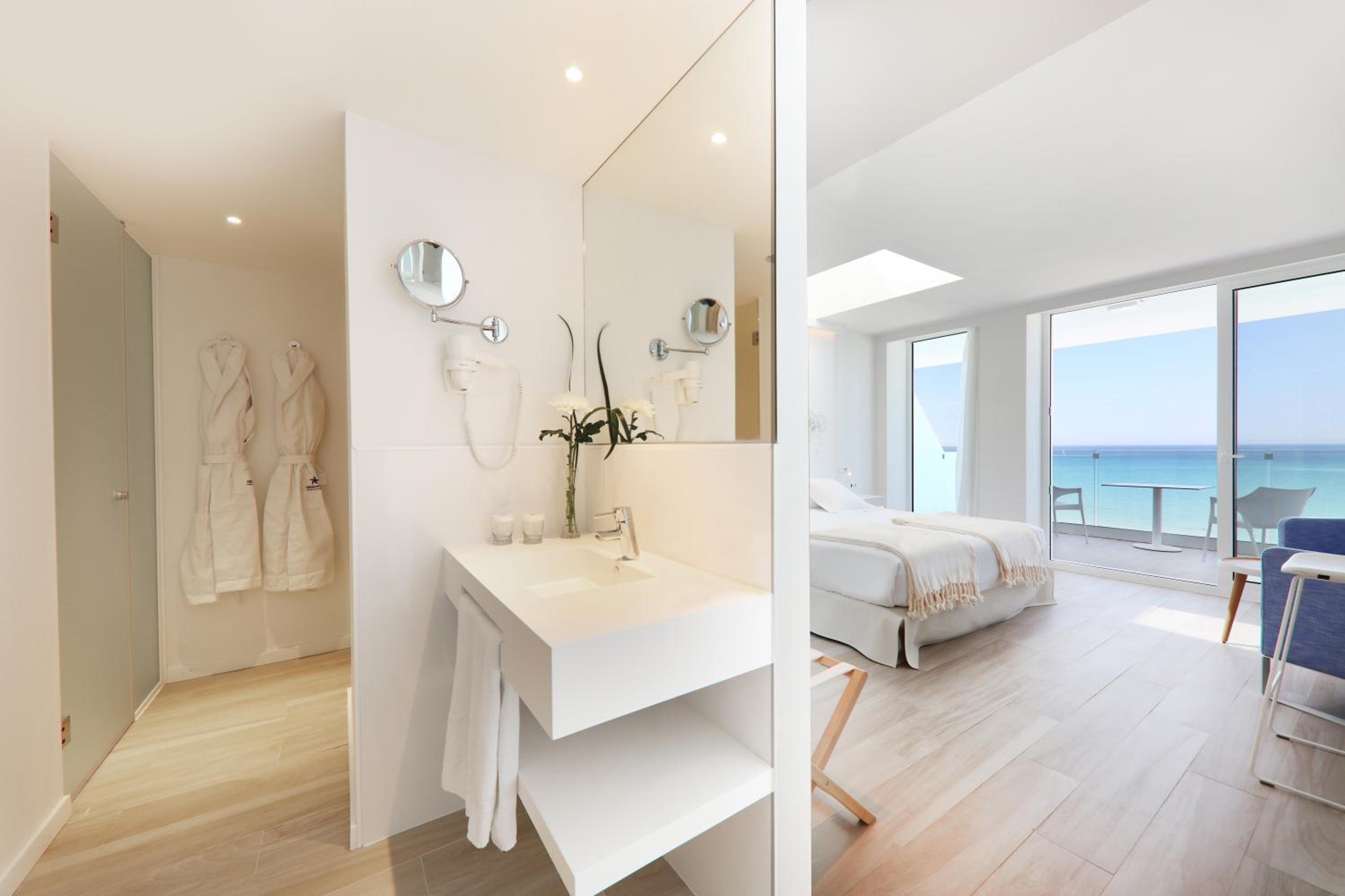 Junior Suite Sea View Superior - Photo 3