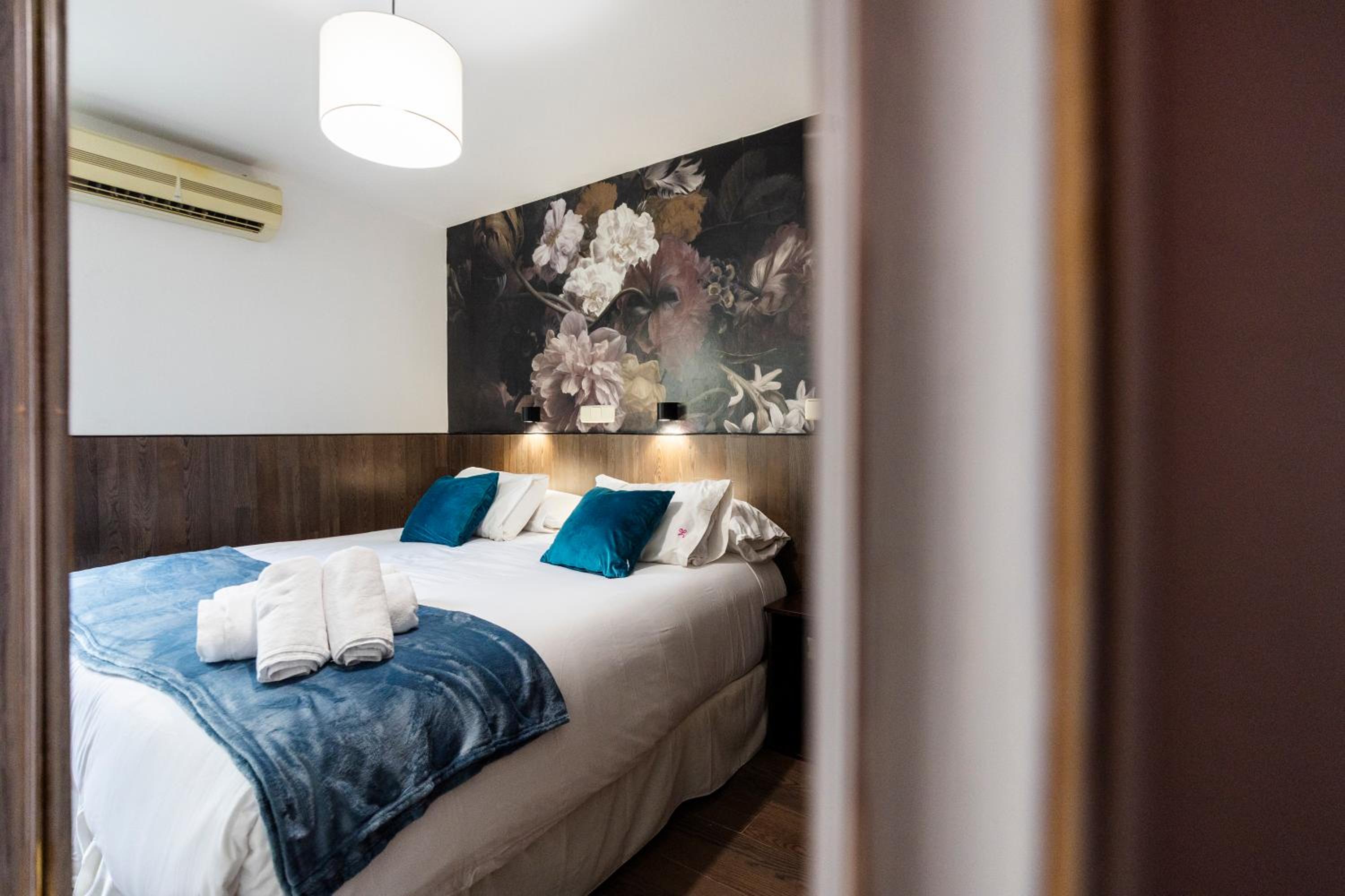 Superior Double or Twin Room photo 2