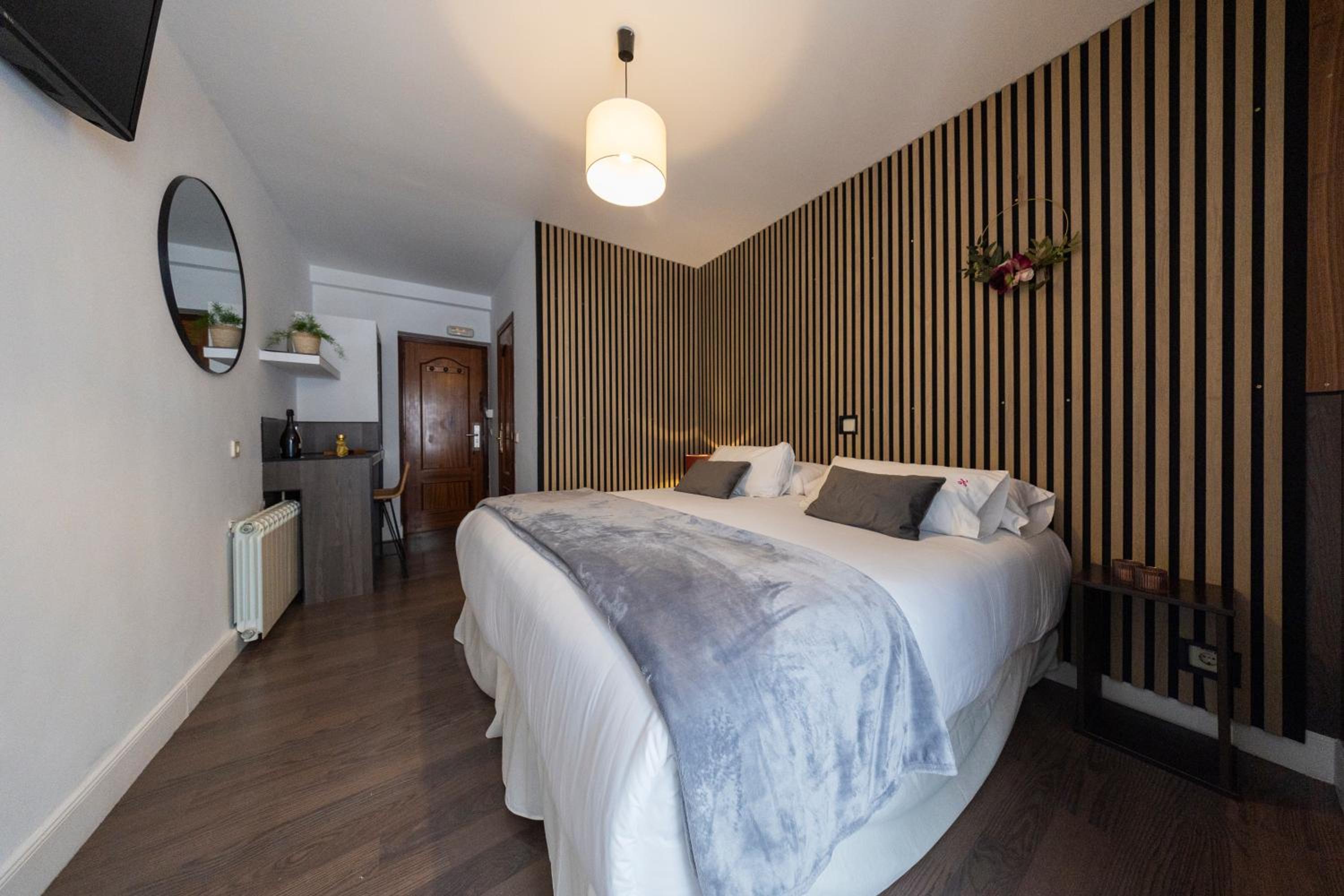Superior Double or Twin Room photo 1