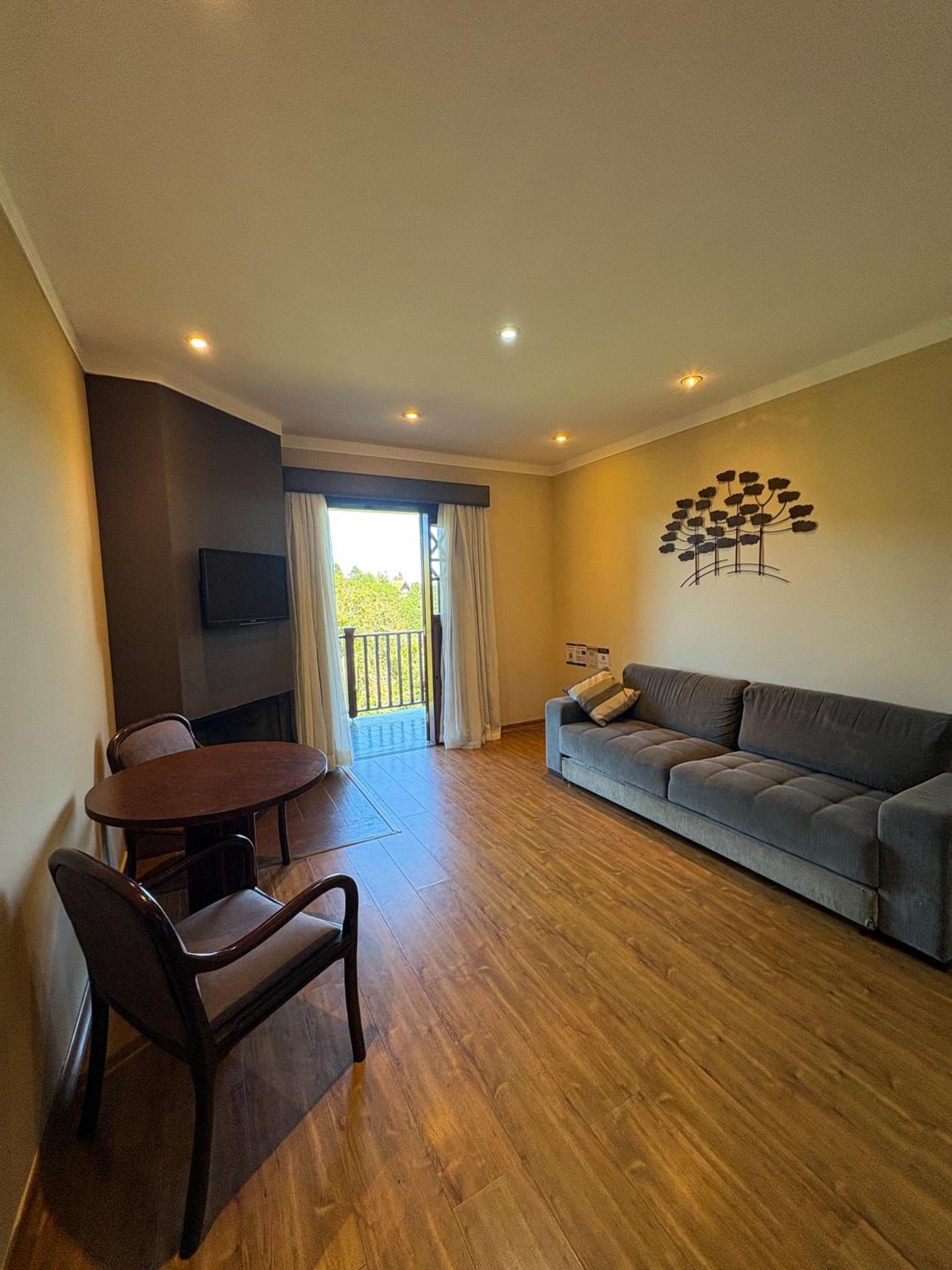 Suite photo 1