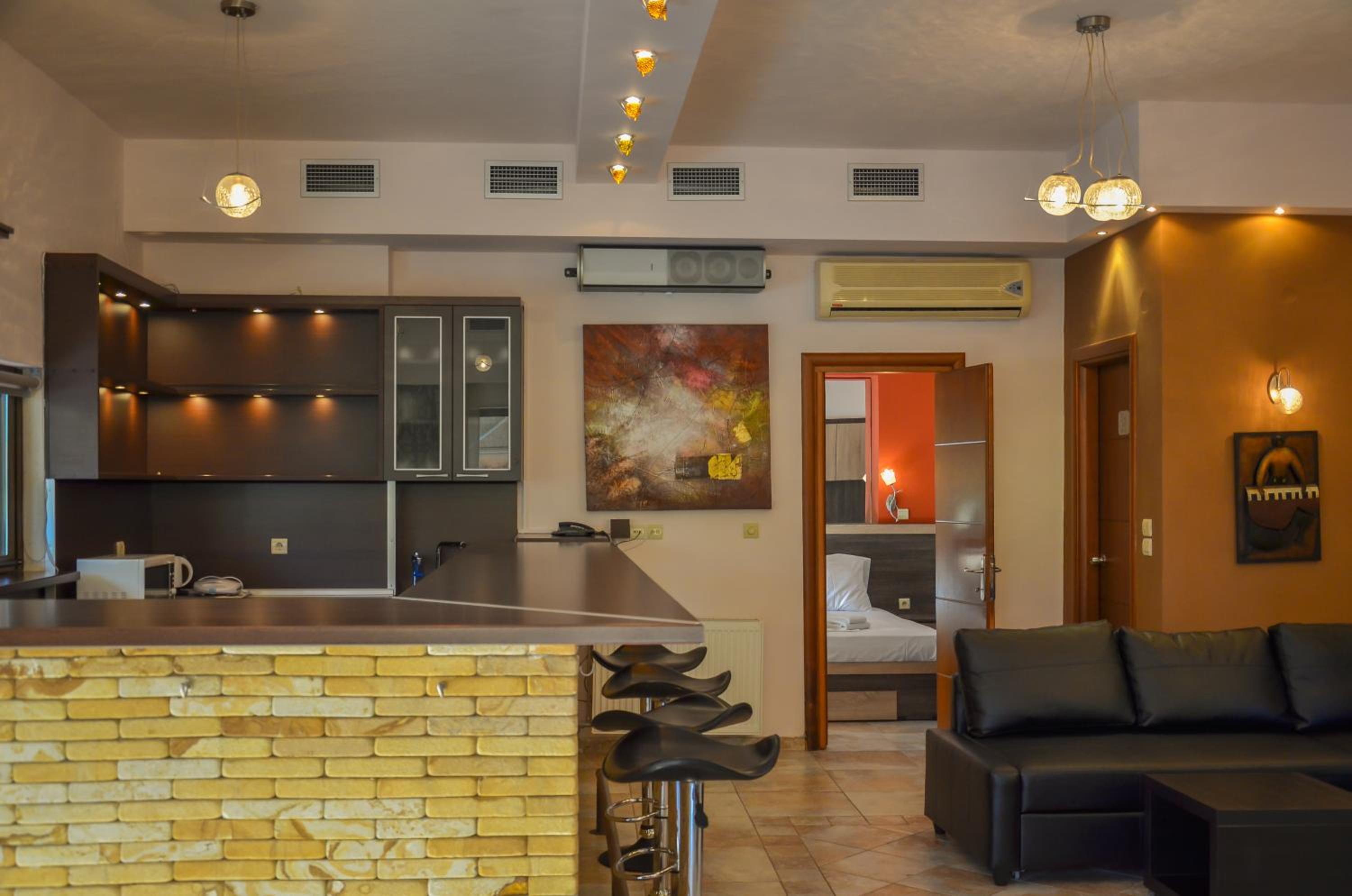 Deluxe Suite with Private Pool - Photo 3