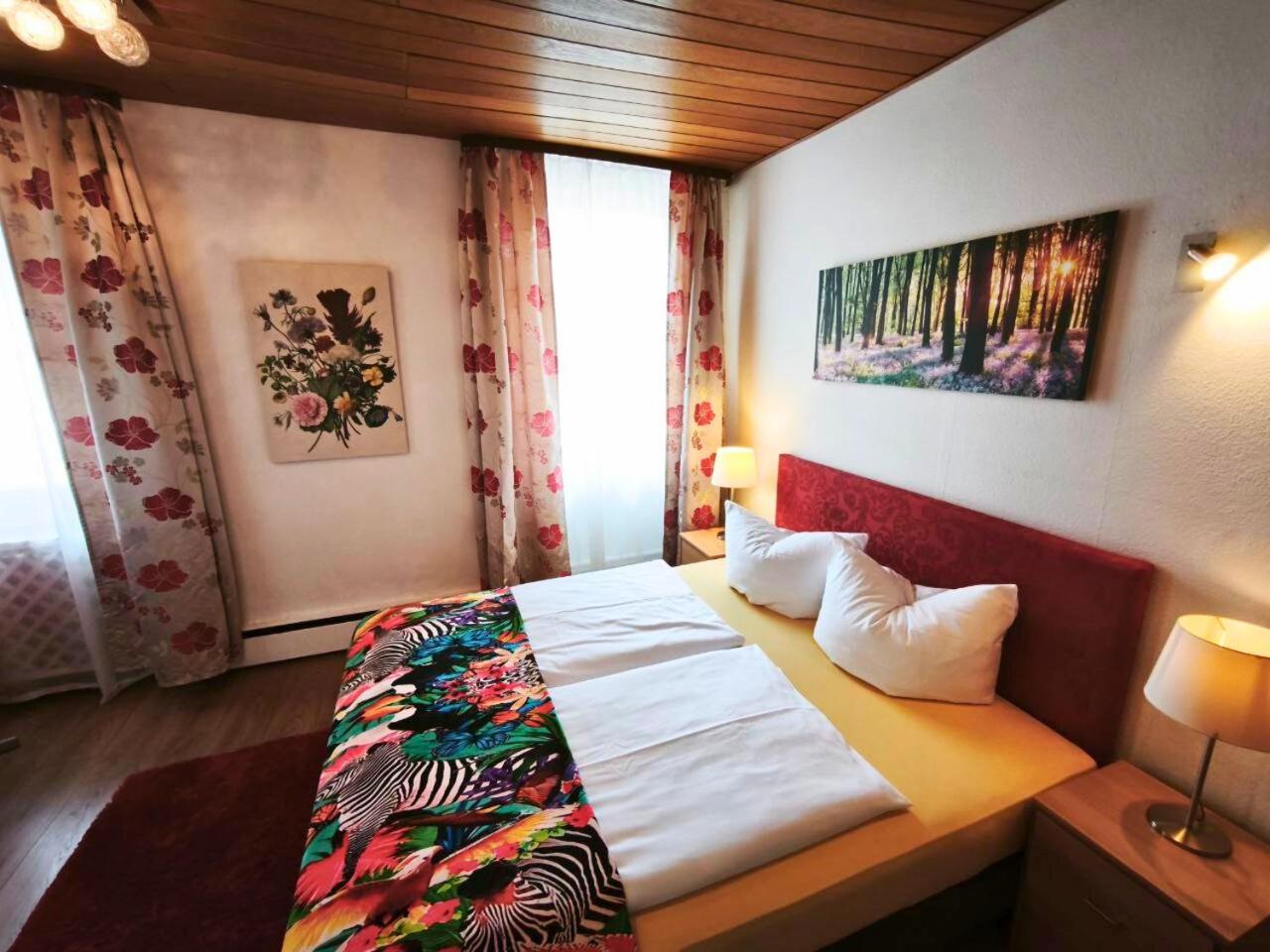 Standard Double Room - Photo 3