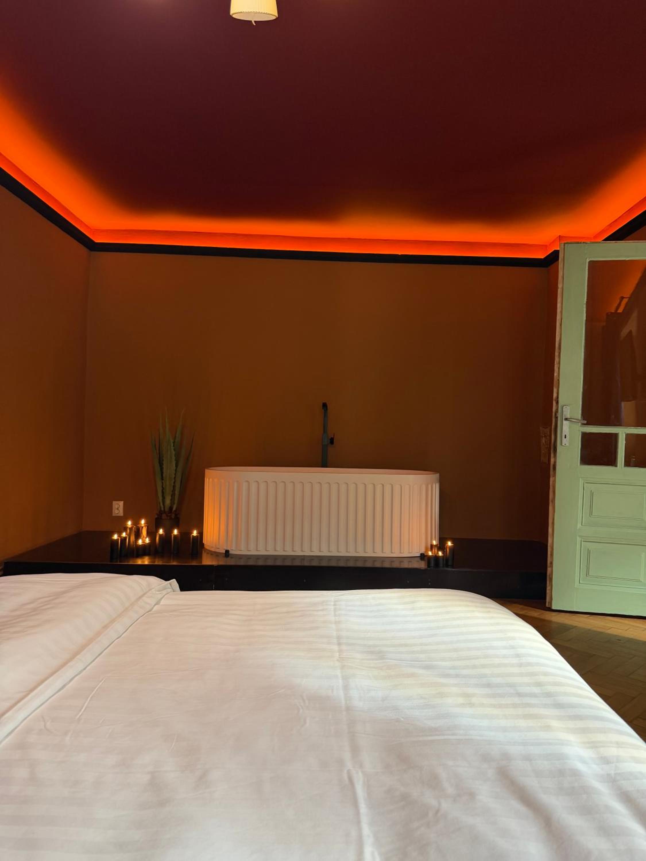 Deluxe Double Room with Bath