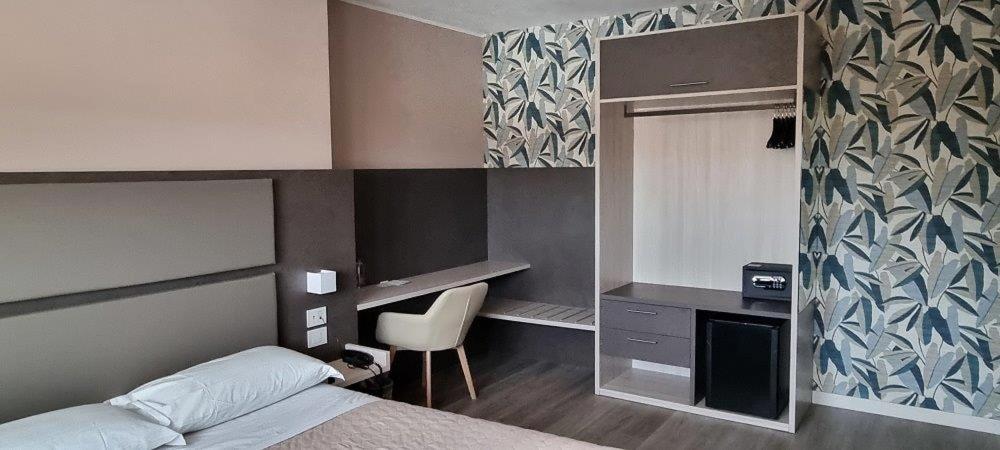Deluxe Double Room photo 2