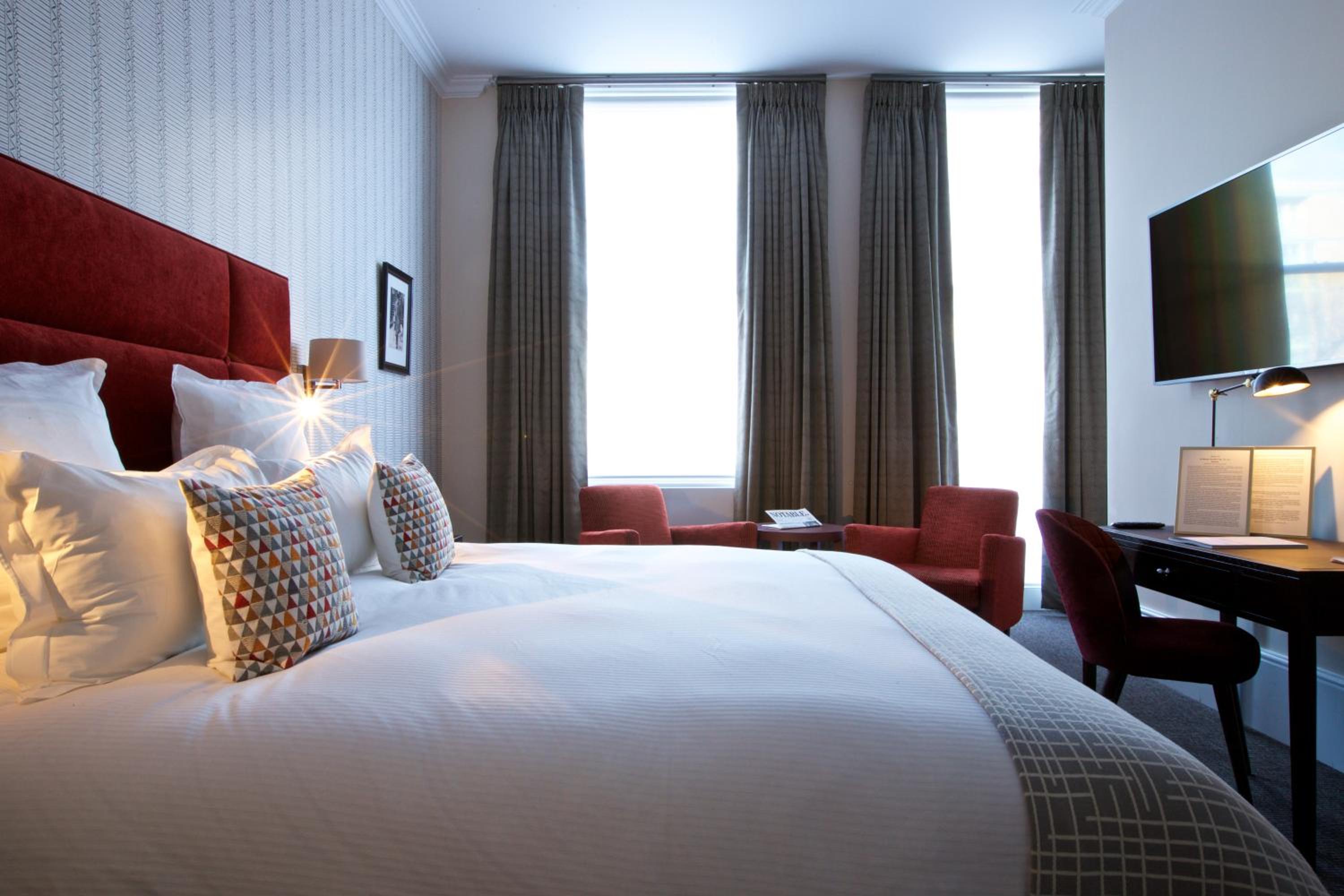 Deluxe Double or Twin Room photo 1