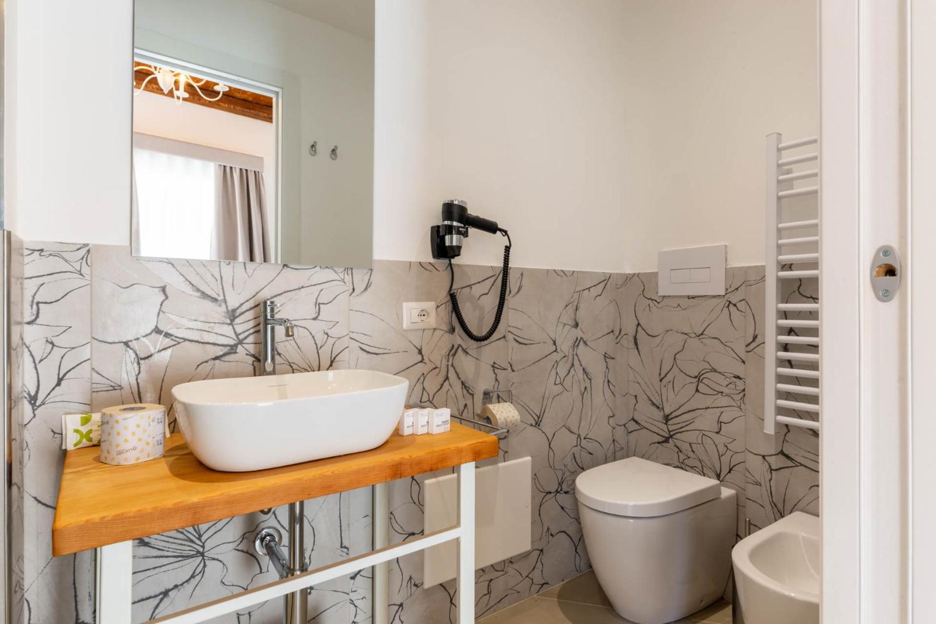 Standard Double Room- Dependance 80 m photo 3