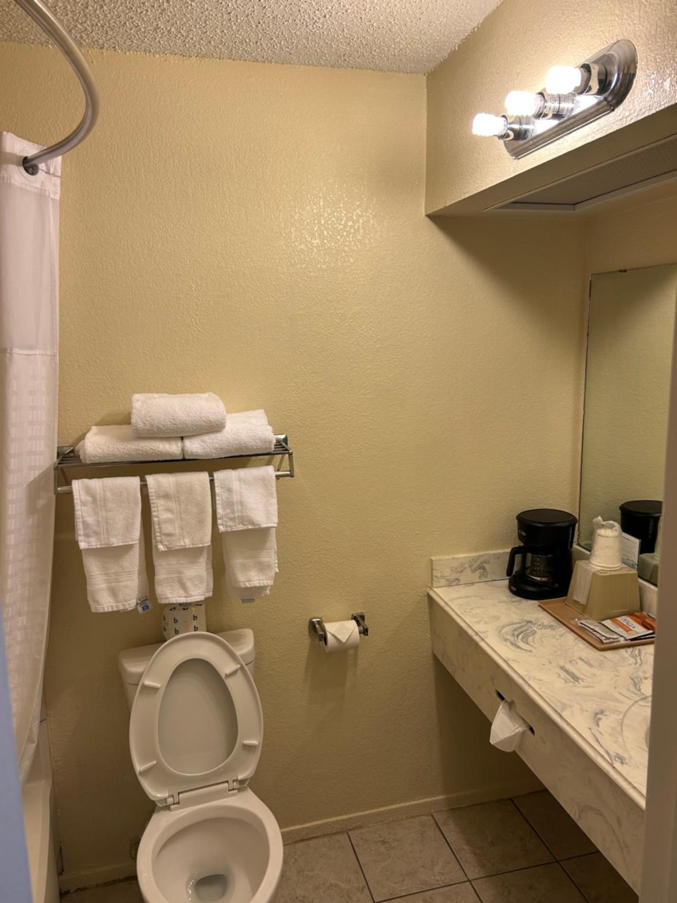 Triple Room with Bathroom photo 2
