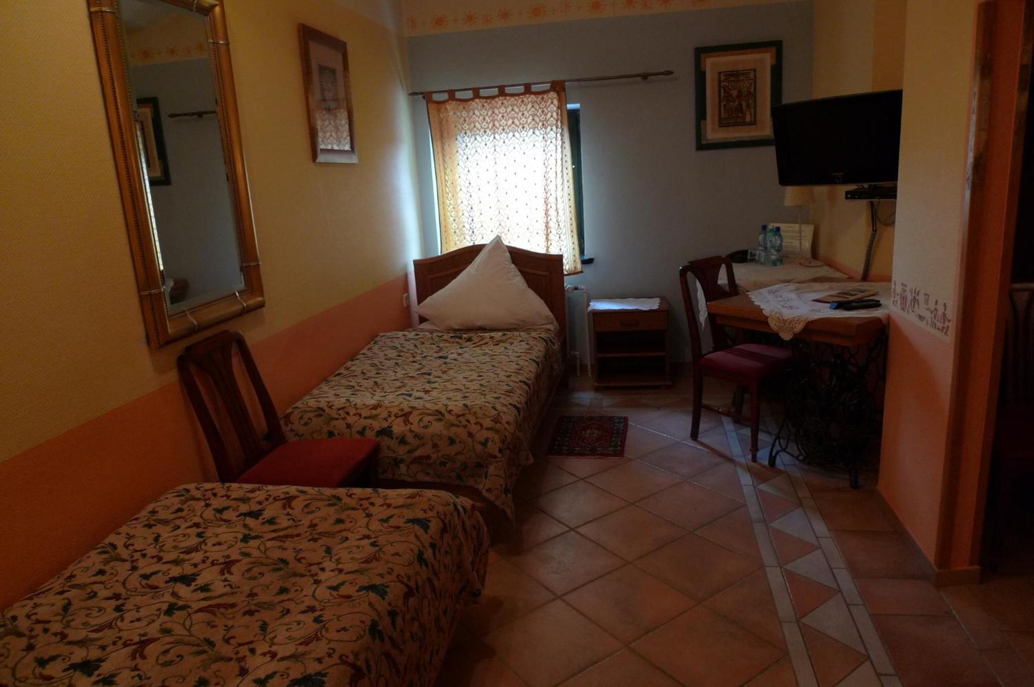 Triple Room photo 1