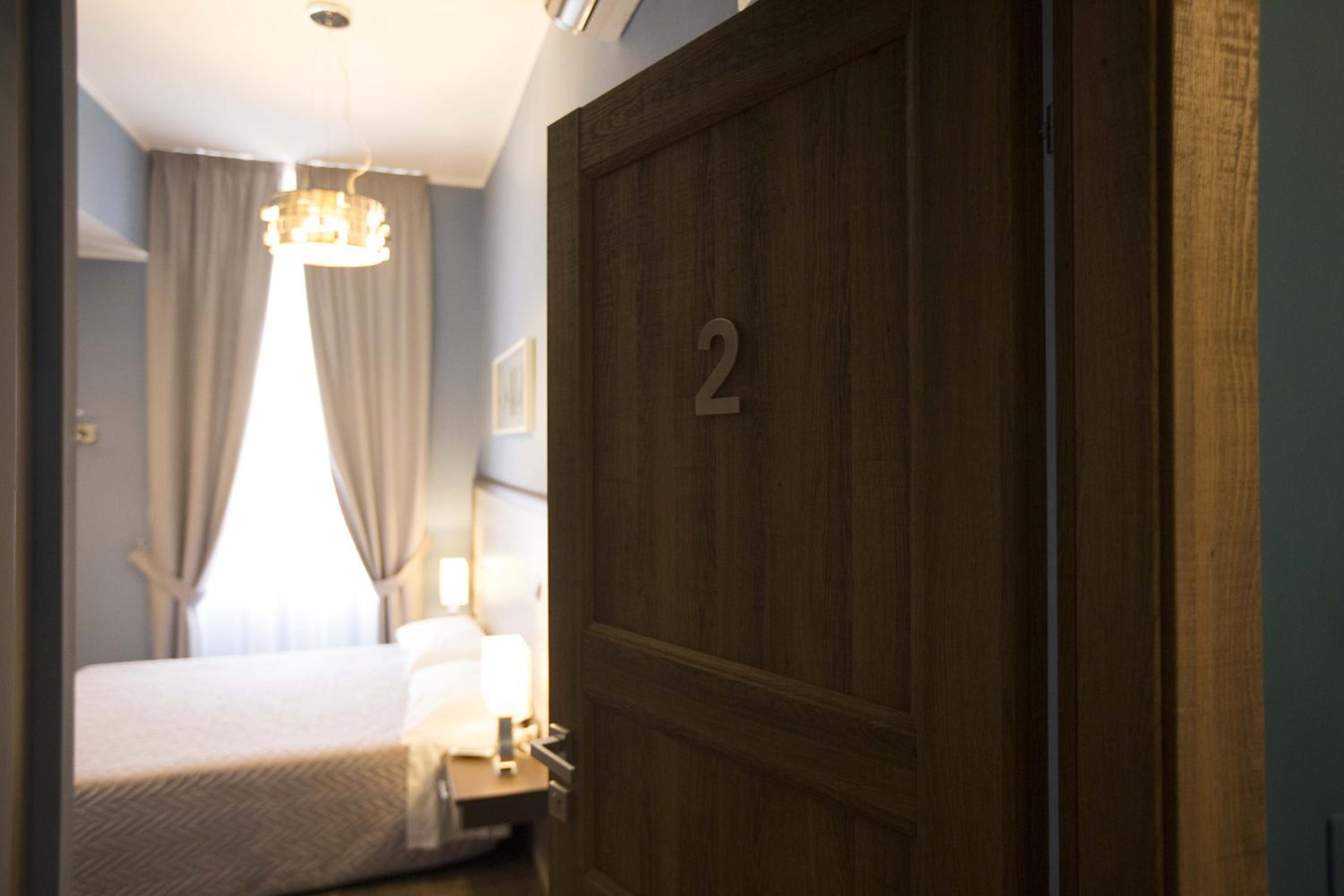 Deluxe Double Room photo 2
