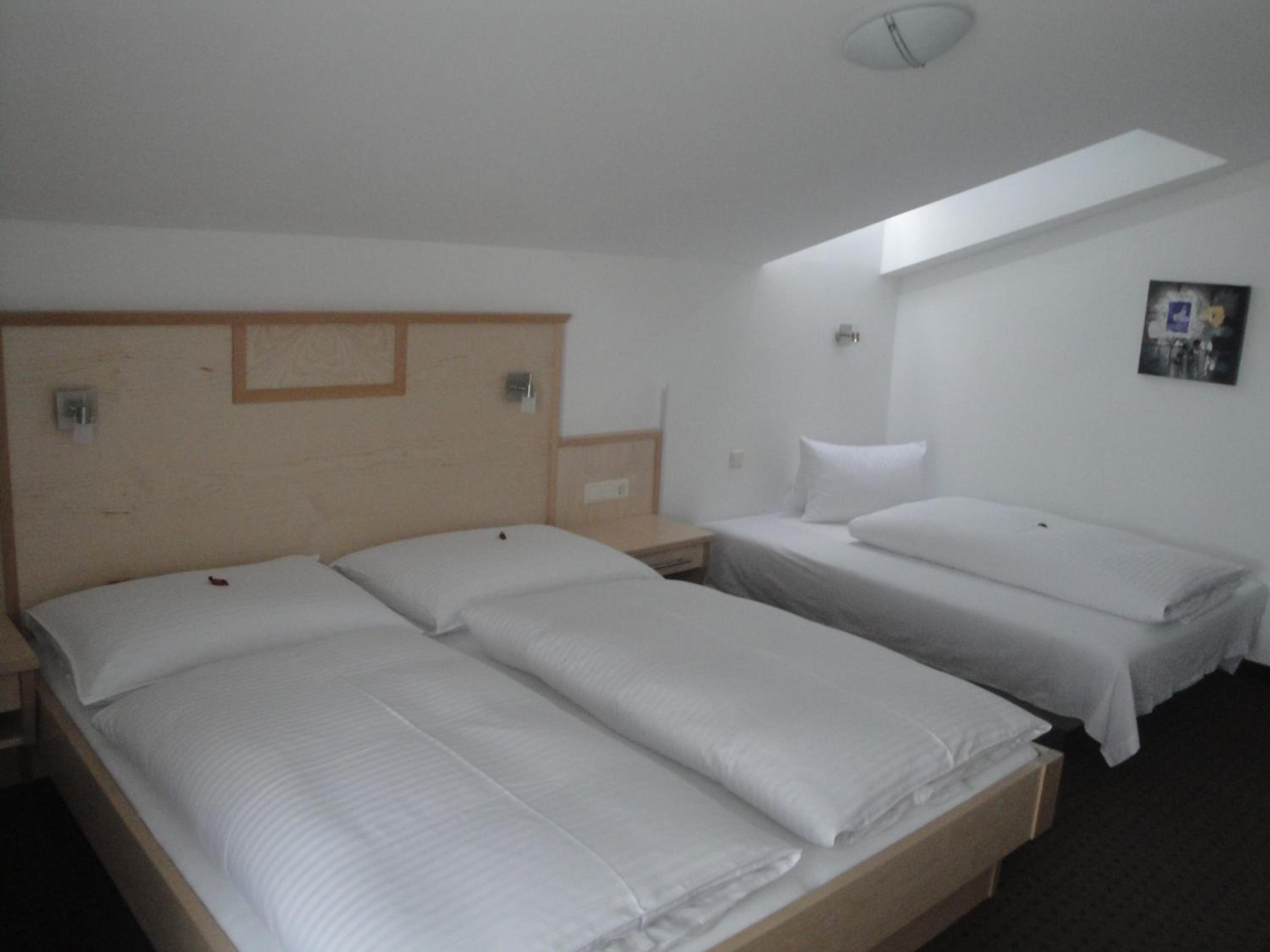 Triple Room photo 2