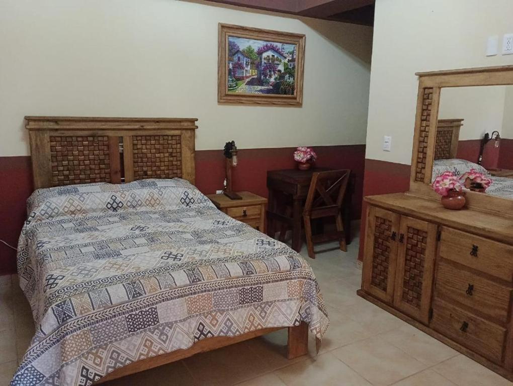 Double or Twin Room photo 2