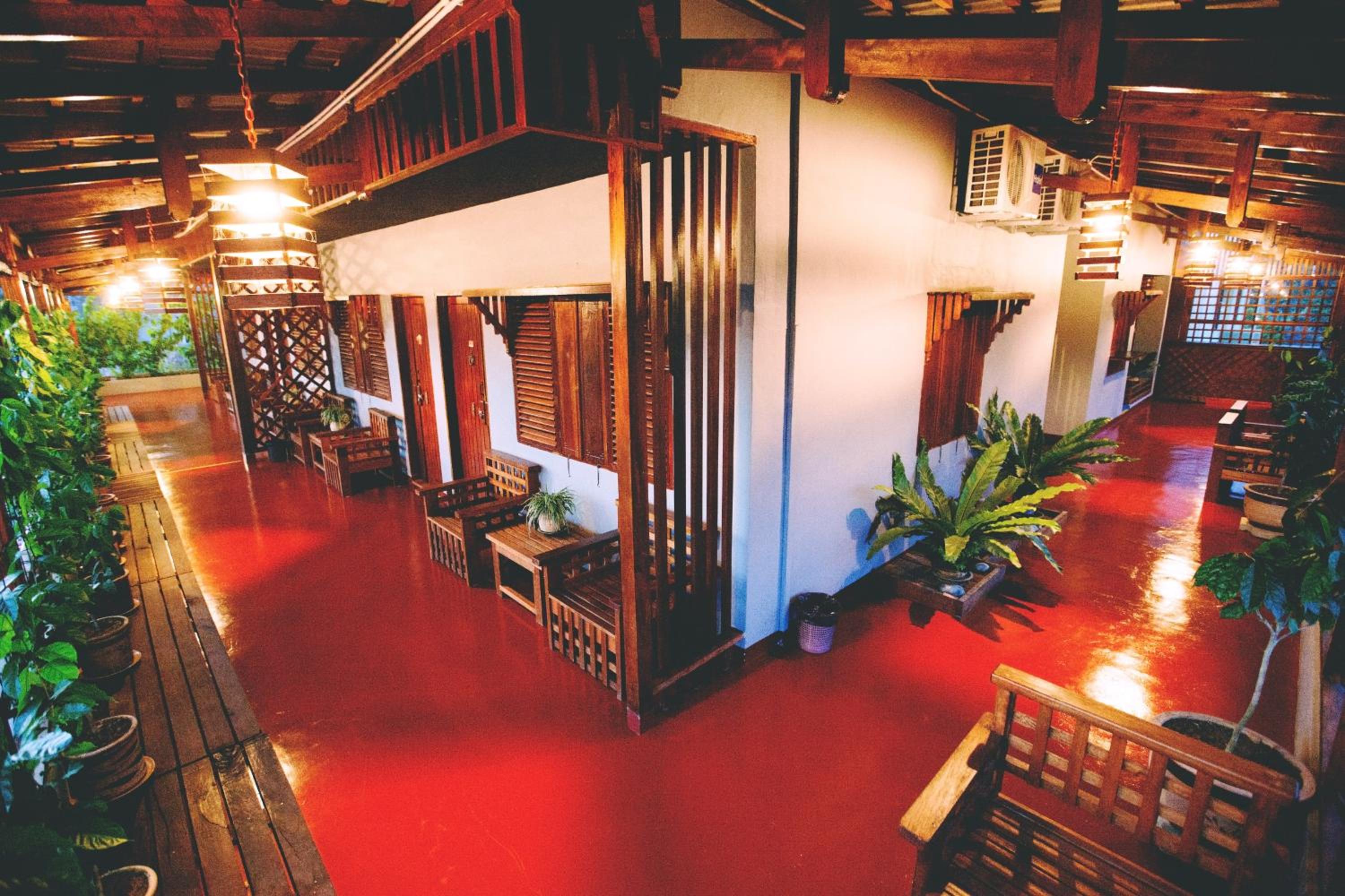 Deluxe King Room photo 2
