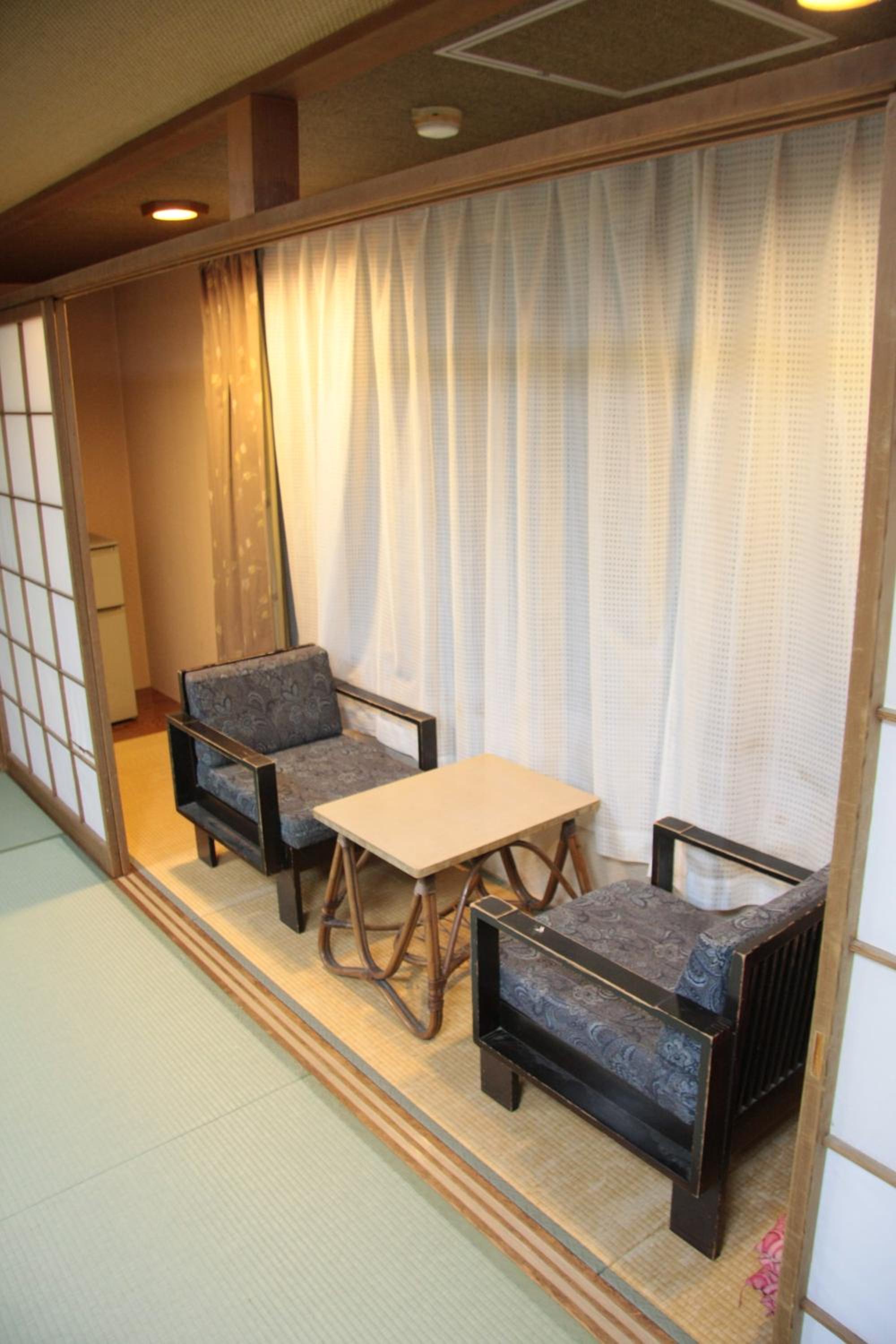 Japanese-Style Family Room - Non Smoking thumbnail 5