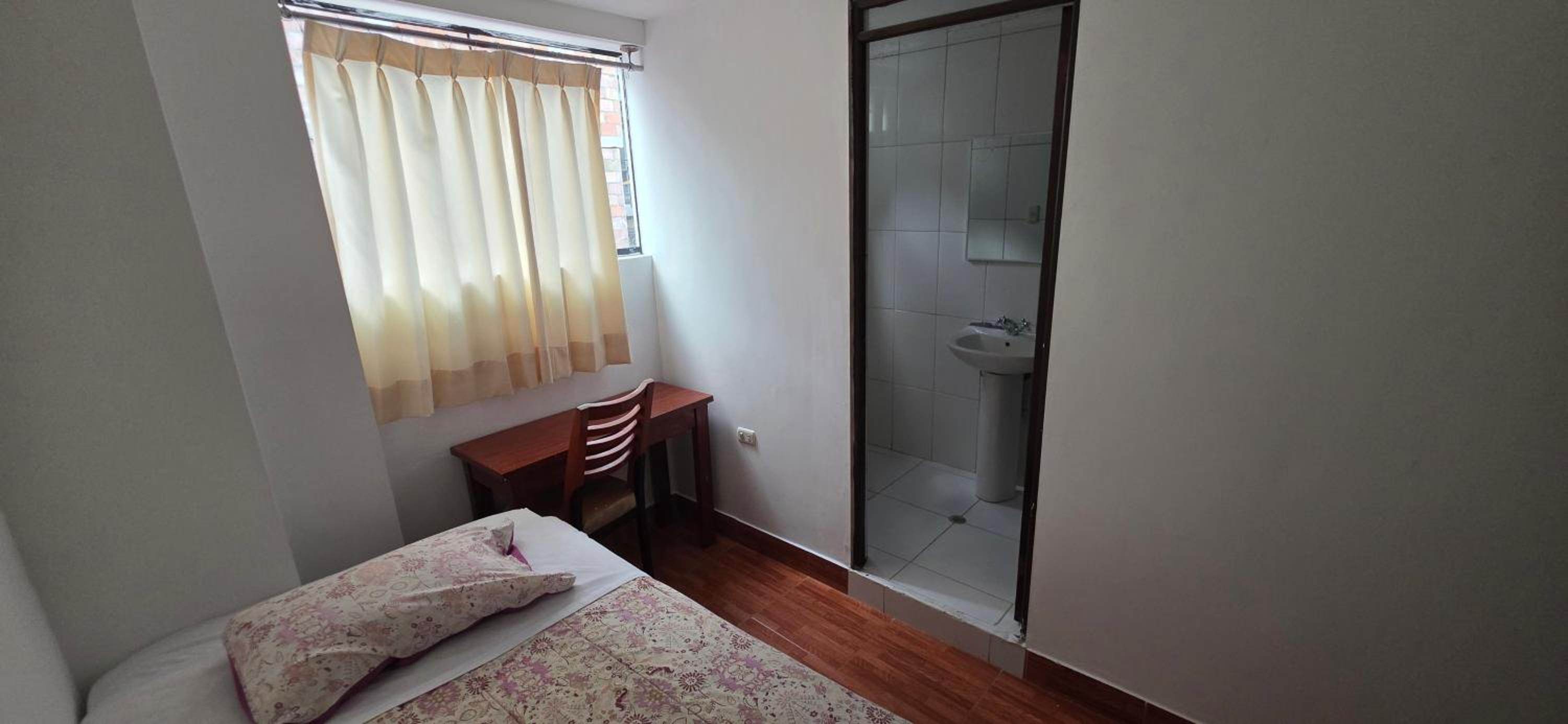 Single Room photo 2