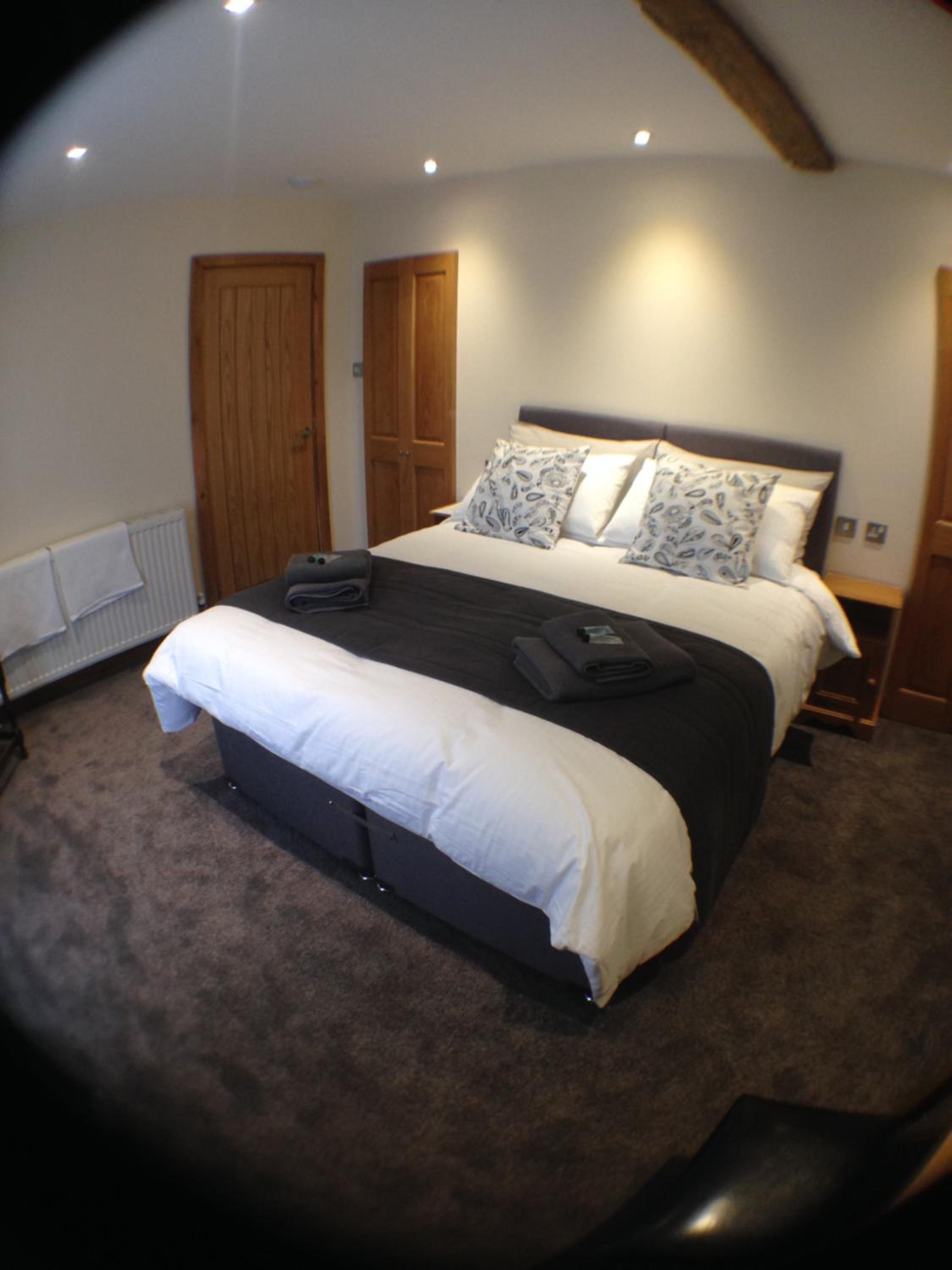 Superior Deluxe Double or Twin Room  photo 1