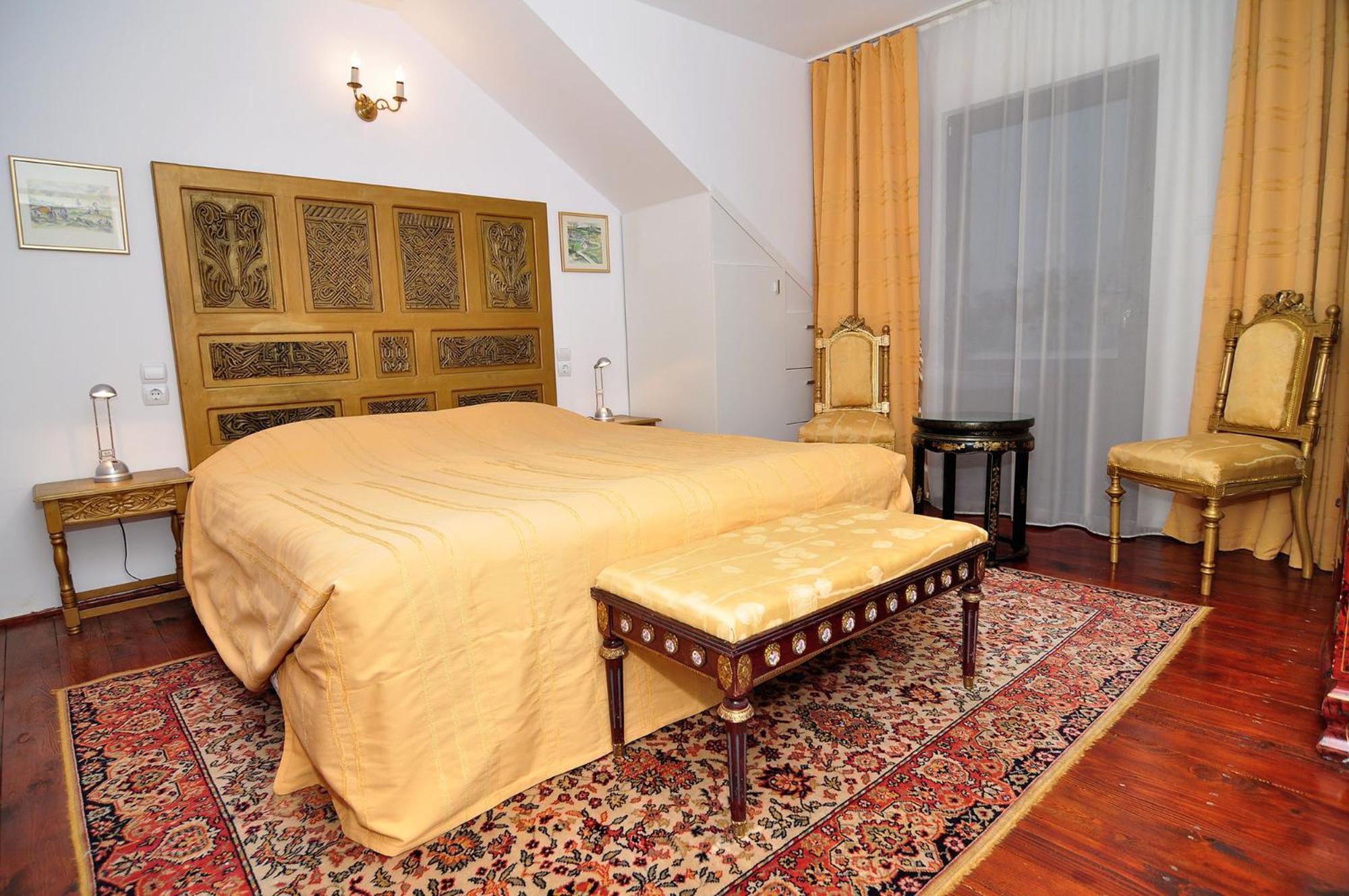 Twin Room with Balcony photo 1