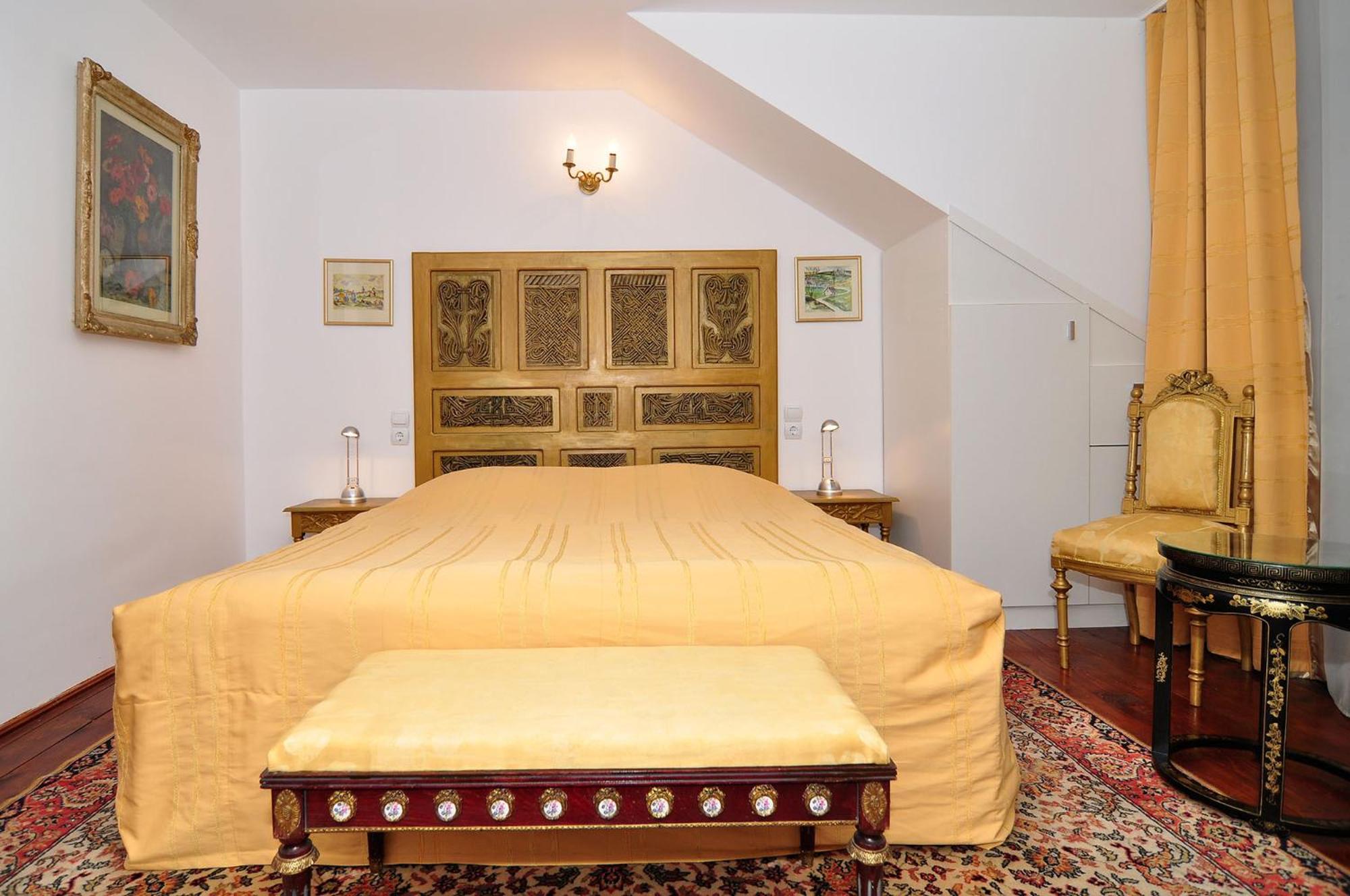 Twin Room with Balcony photo 3