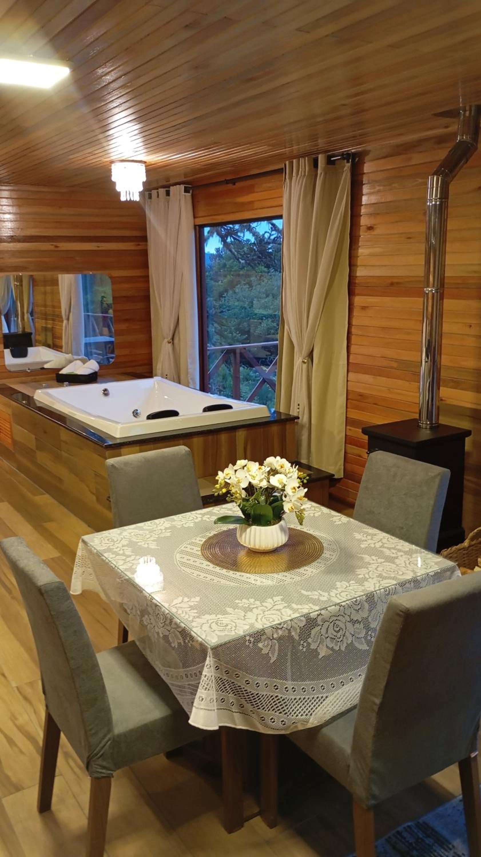 Superior Chalet photo 1