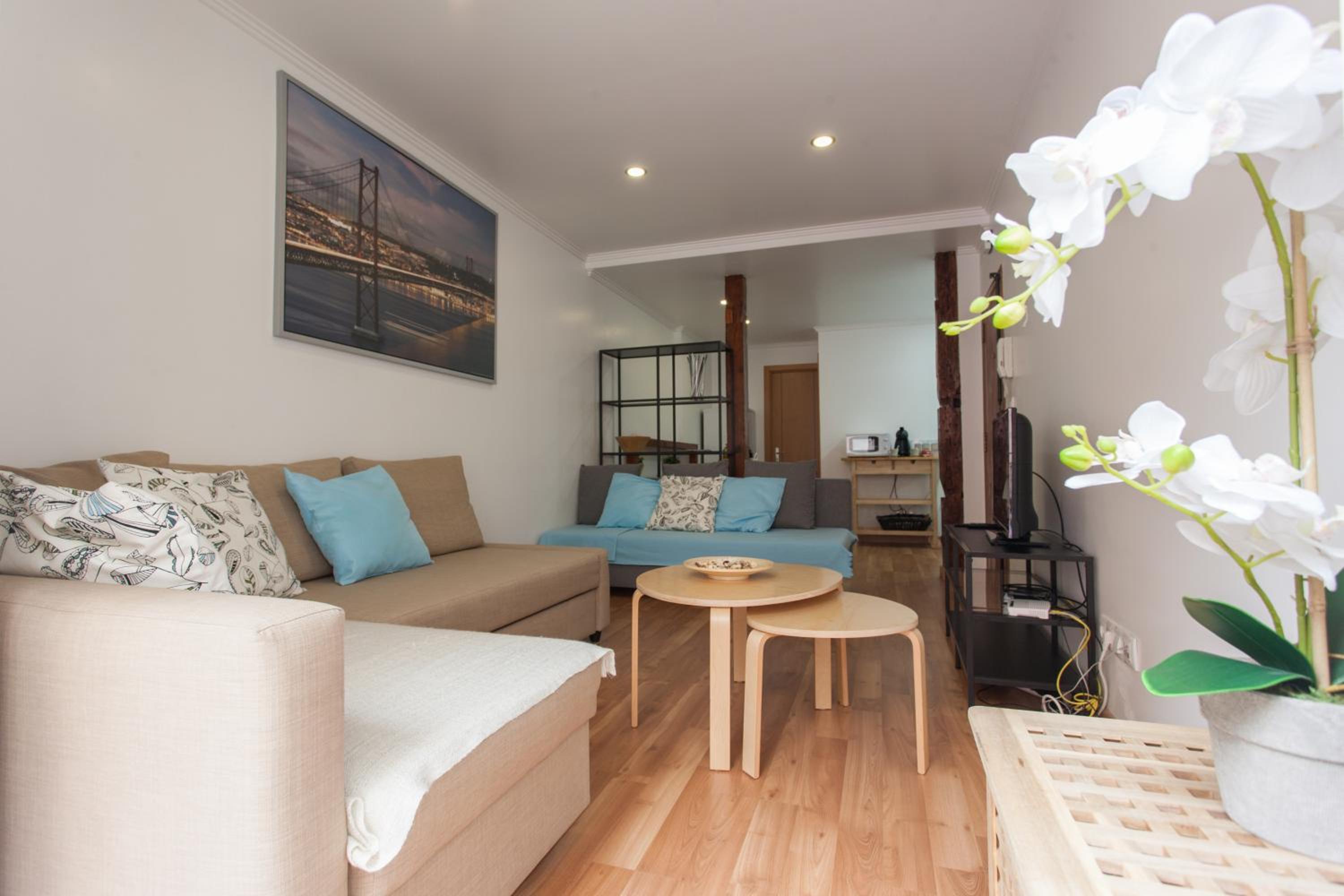 Apartment - Photo 9