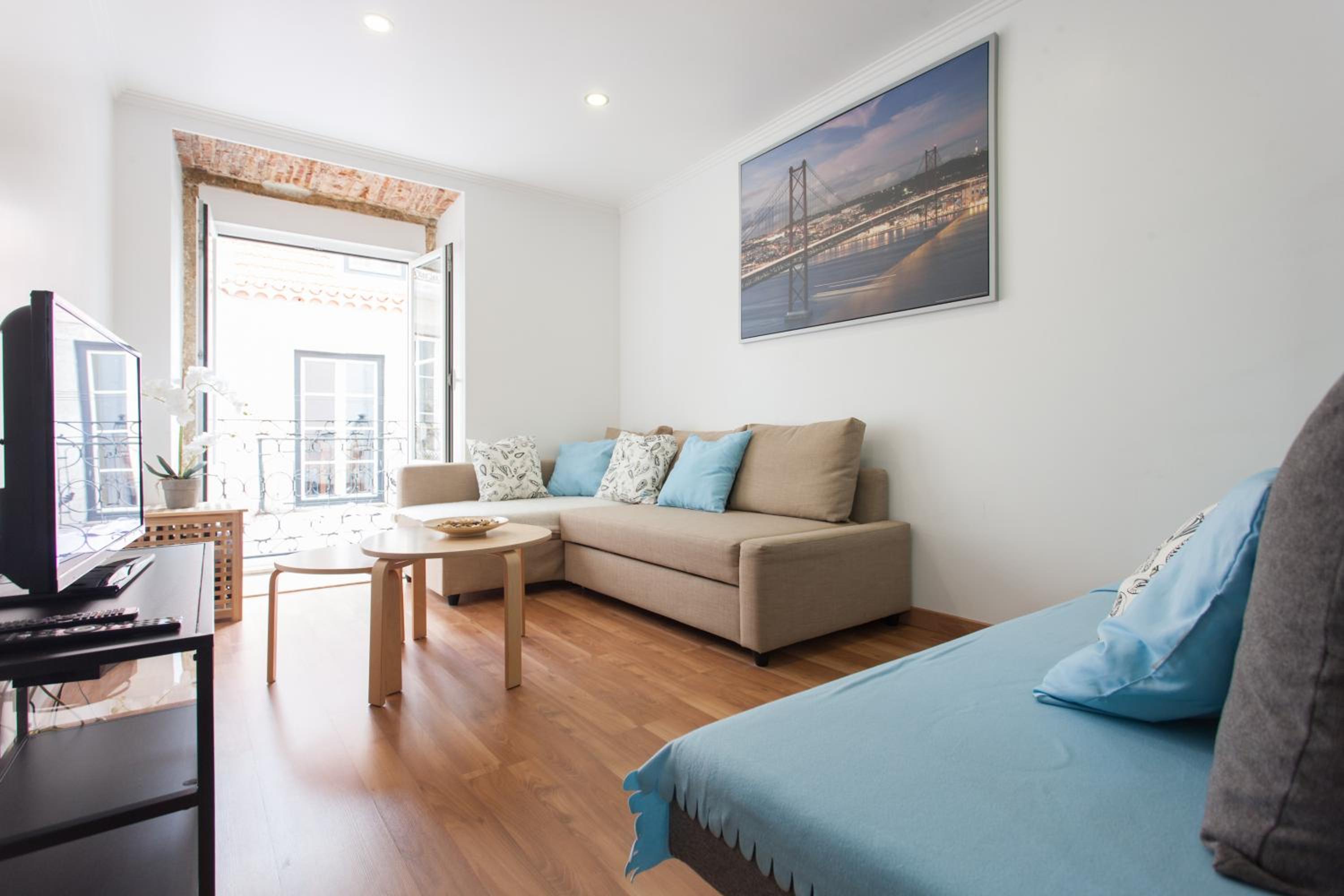 Apartment - Photo 1