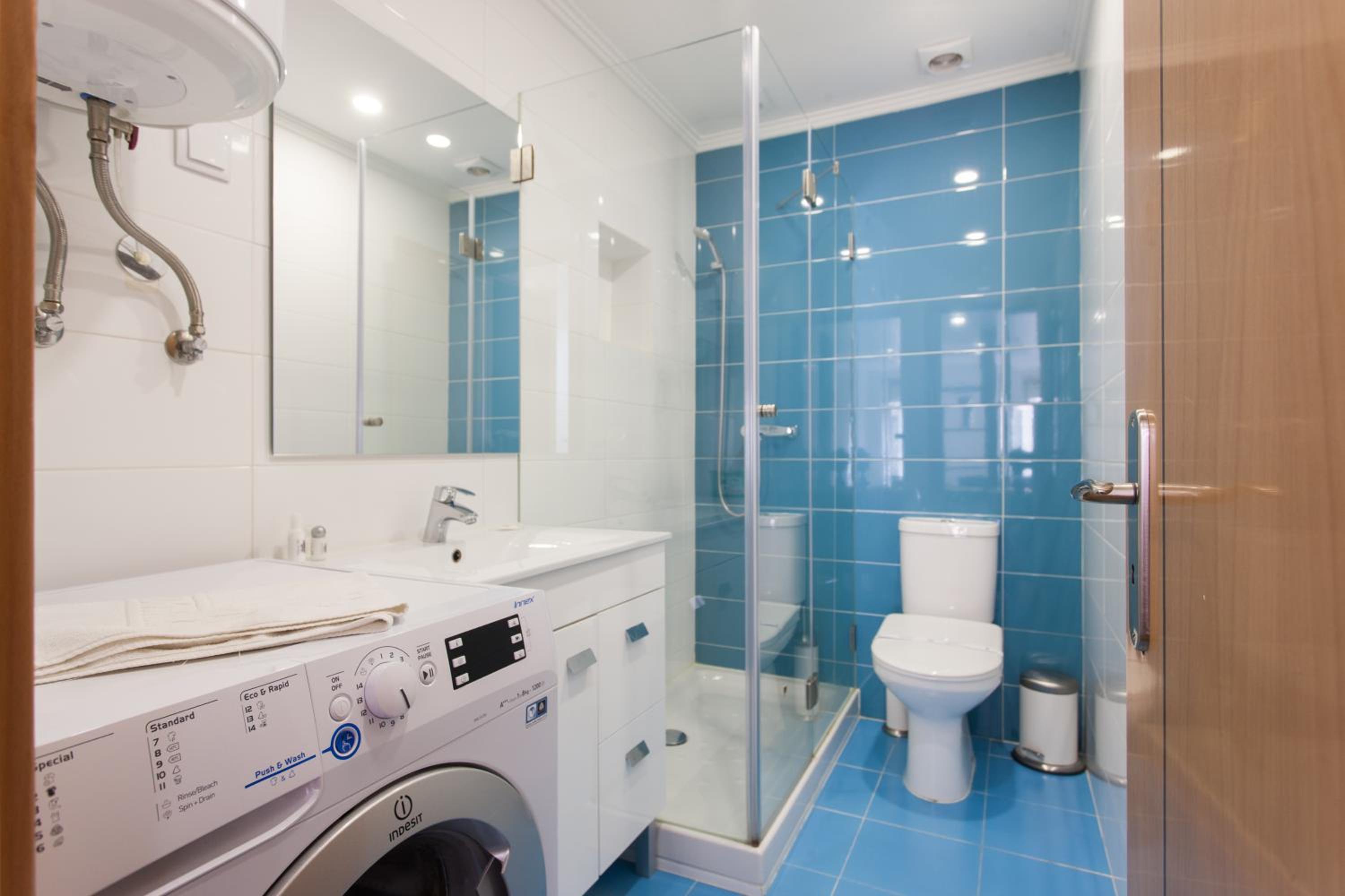 Apartment - Photo 2