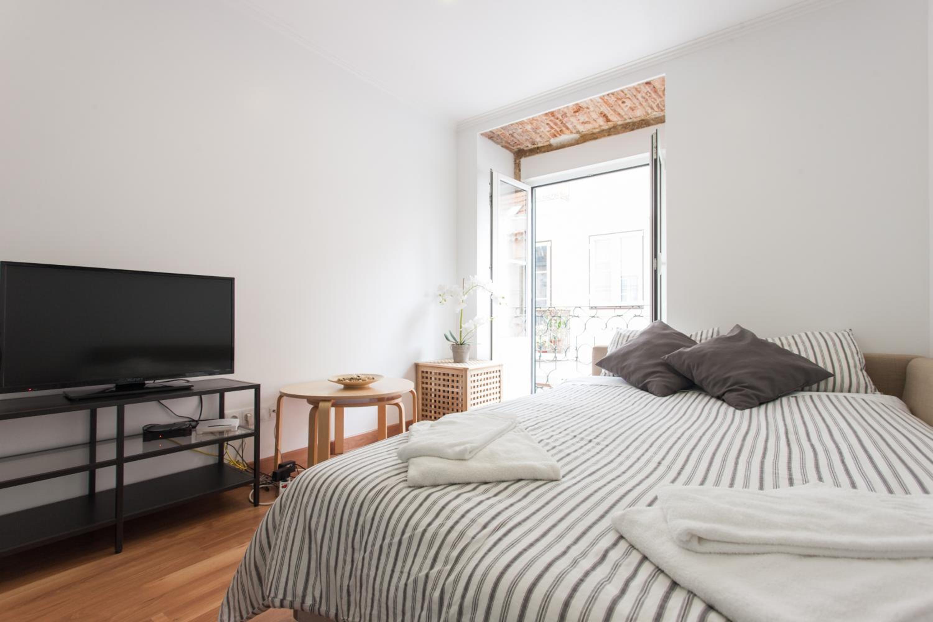 Apartment - Photo 25