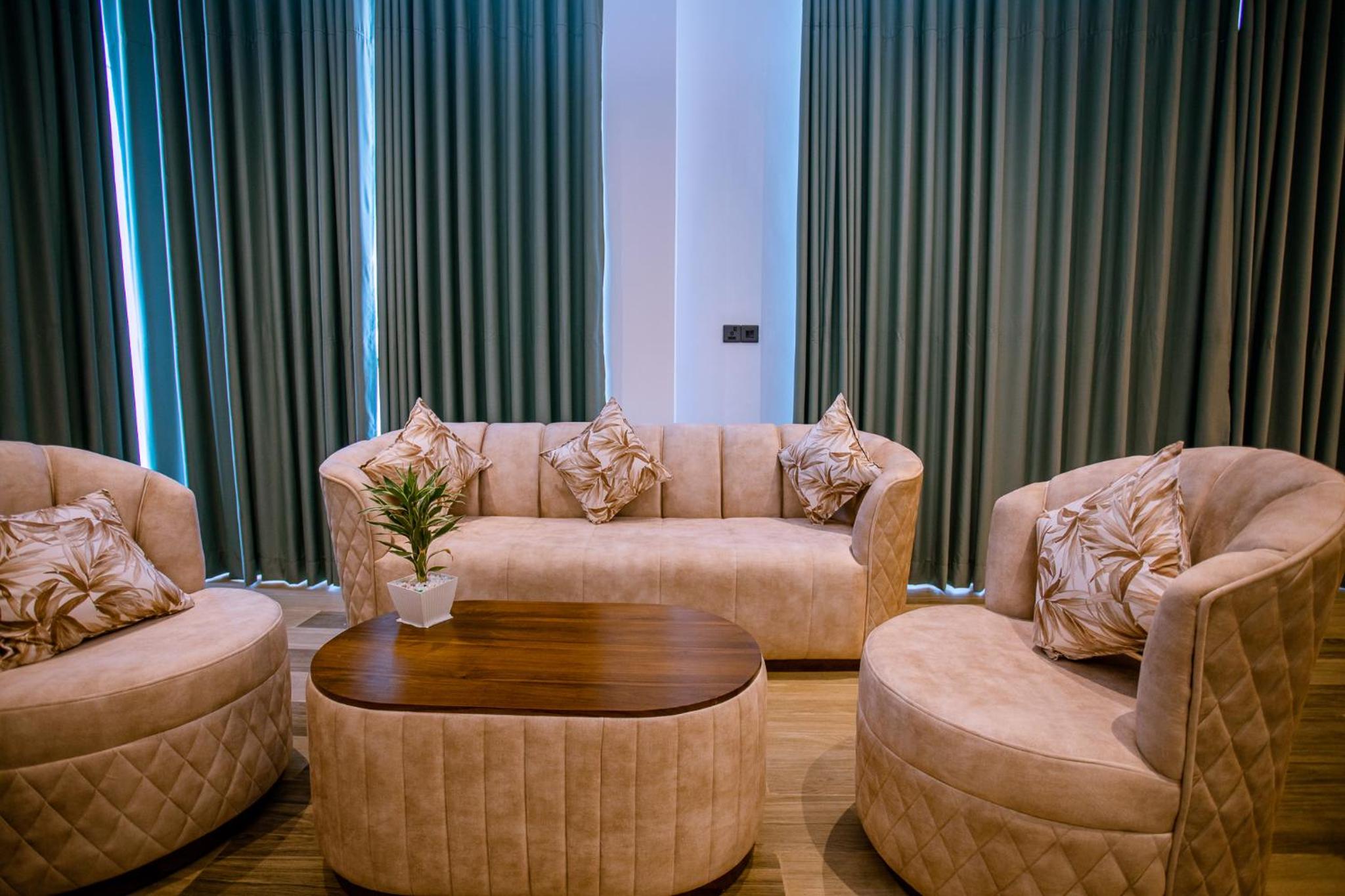 King Suite with Ocean View - Photo 9