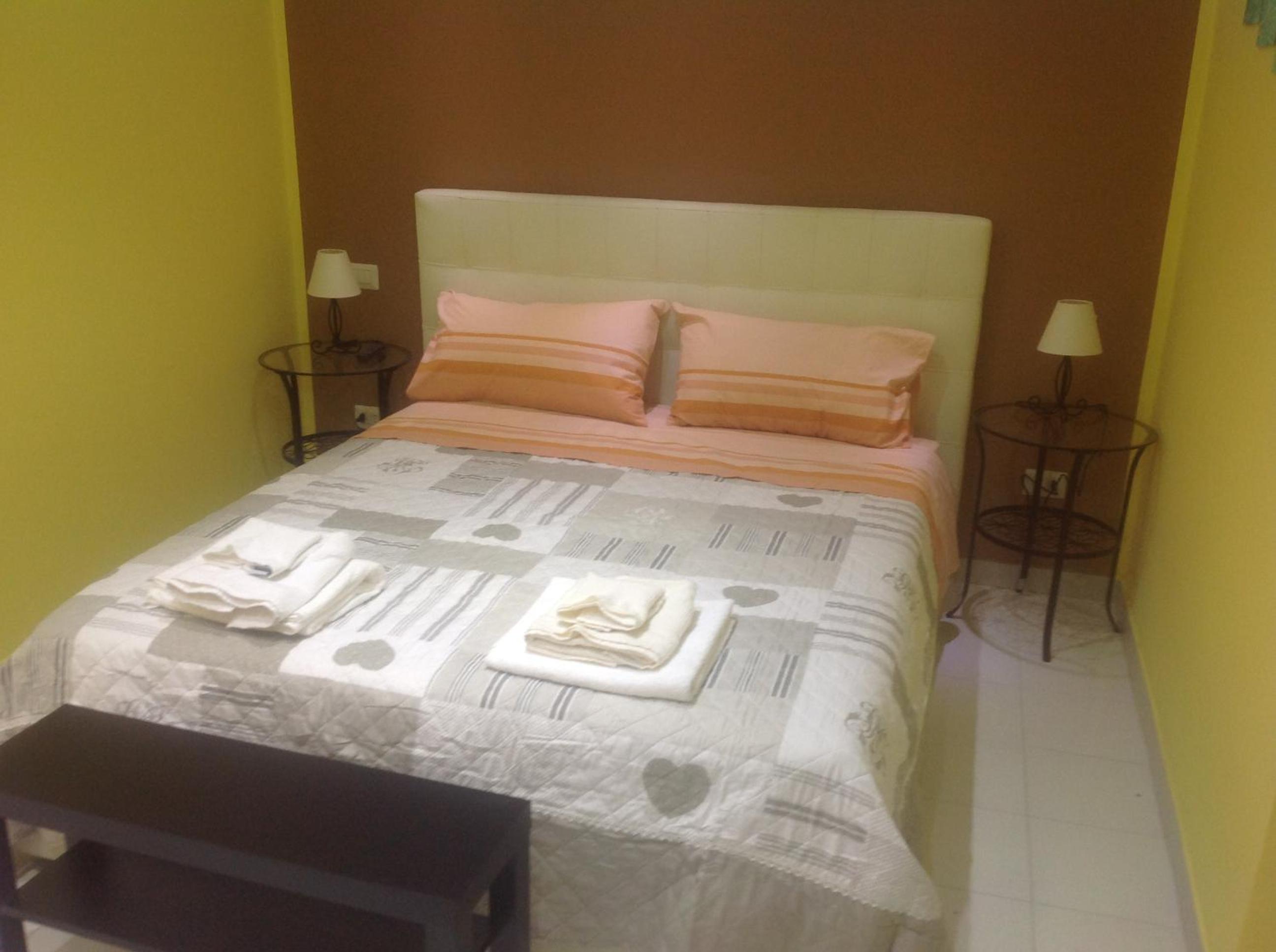 Comfort Double Room with Balcony - Photo 2