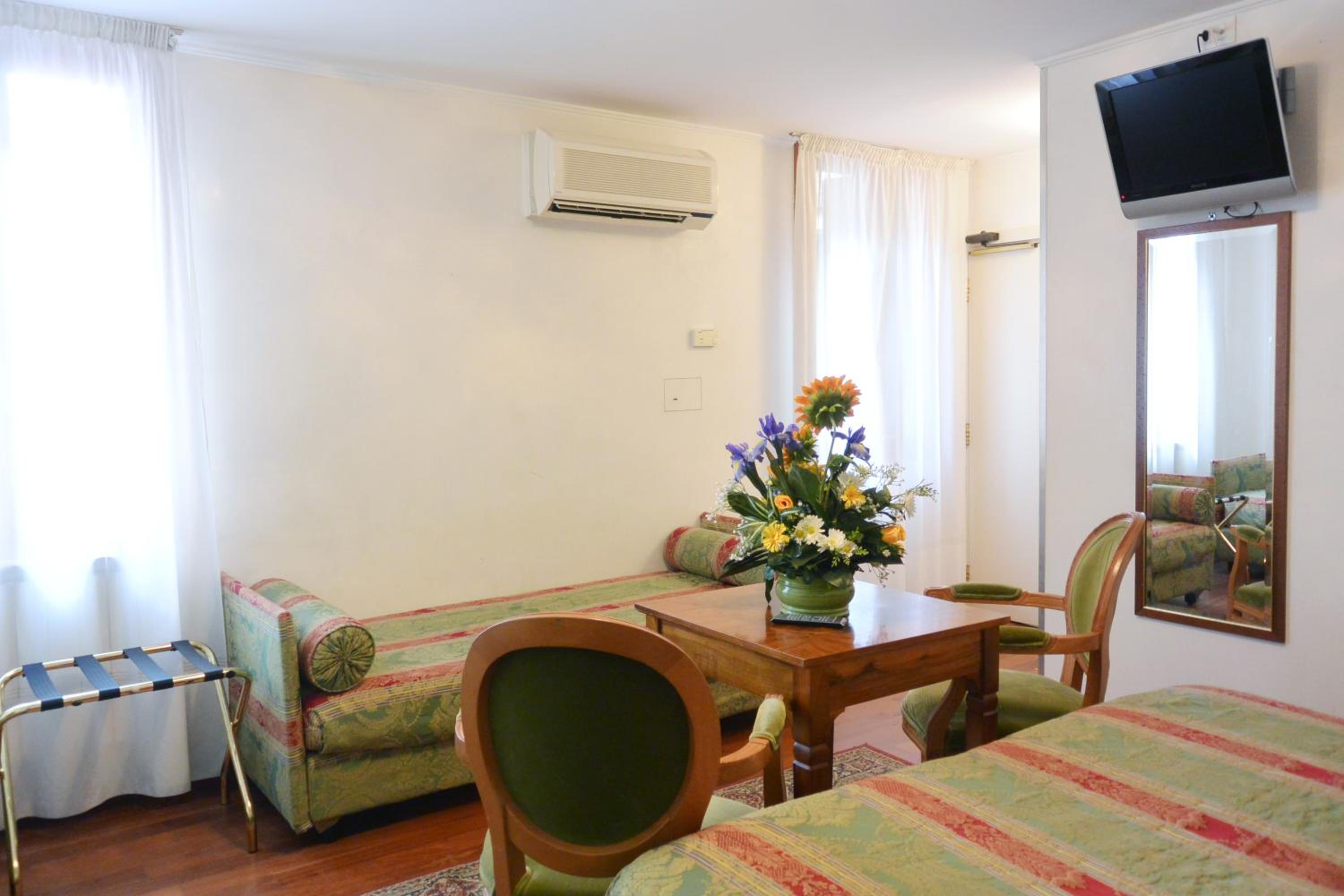 Quadruple Room photo 3