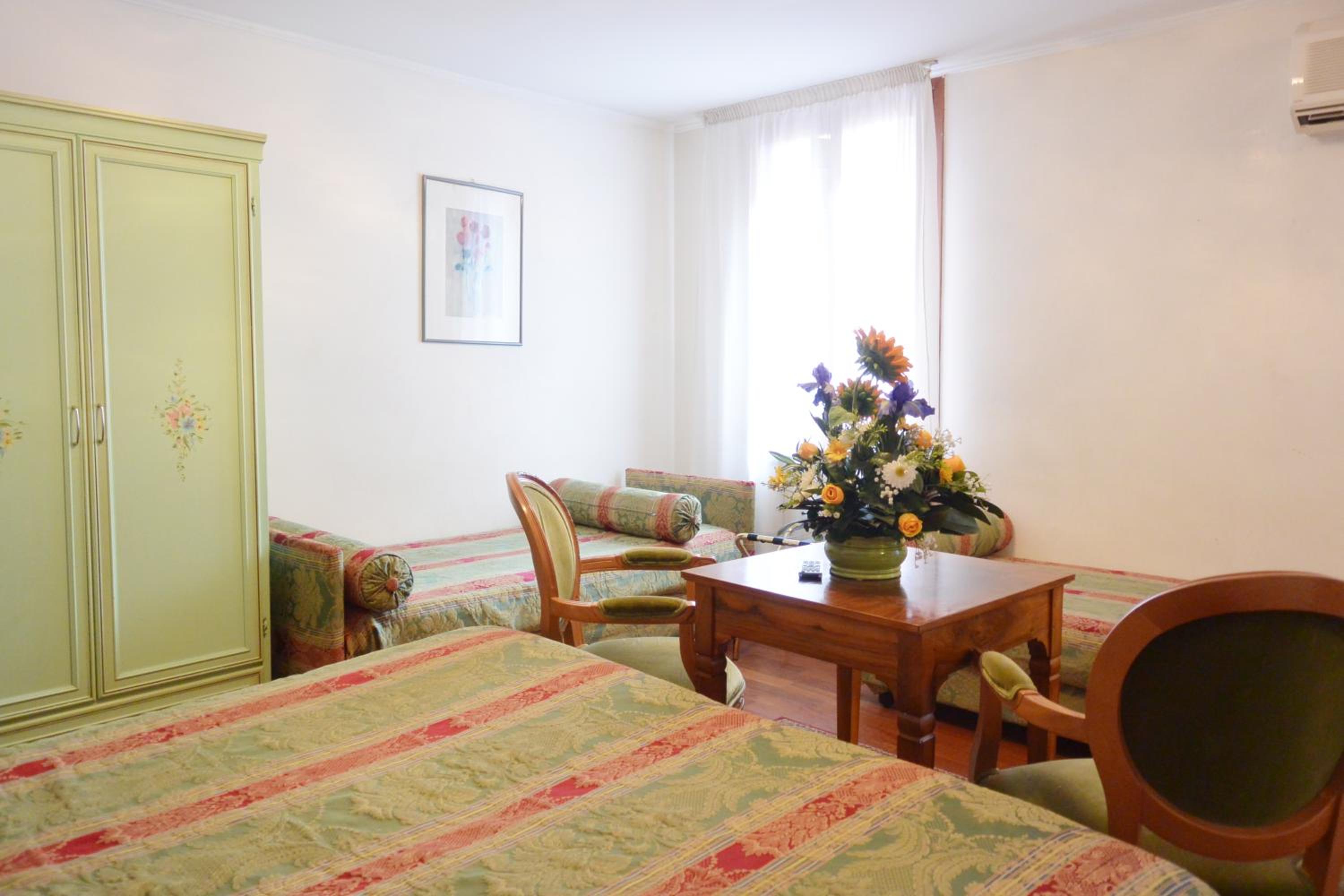 Quadruple Room photo 2