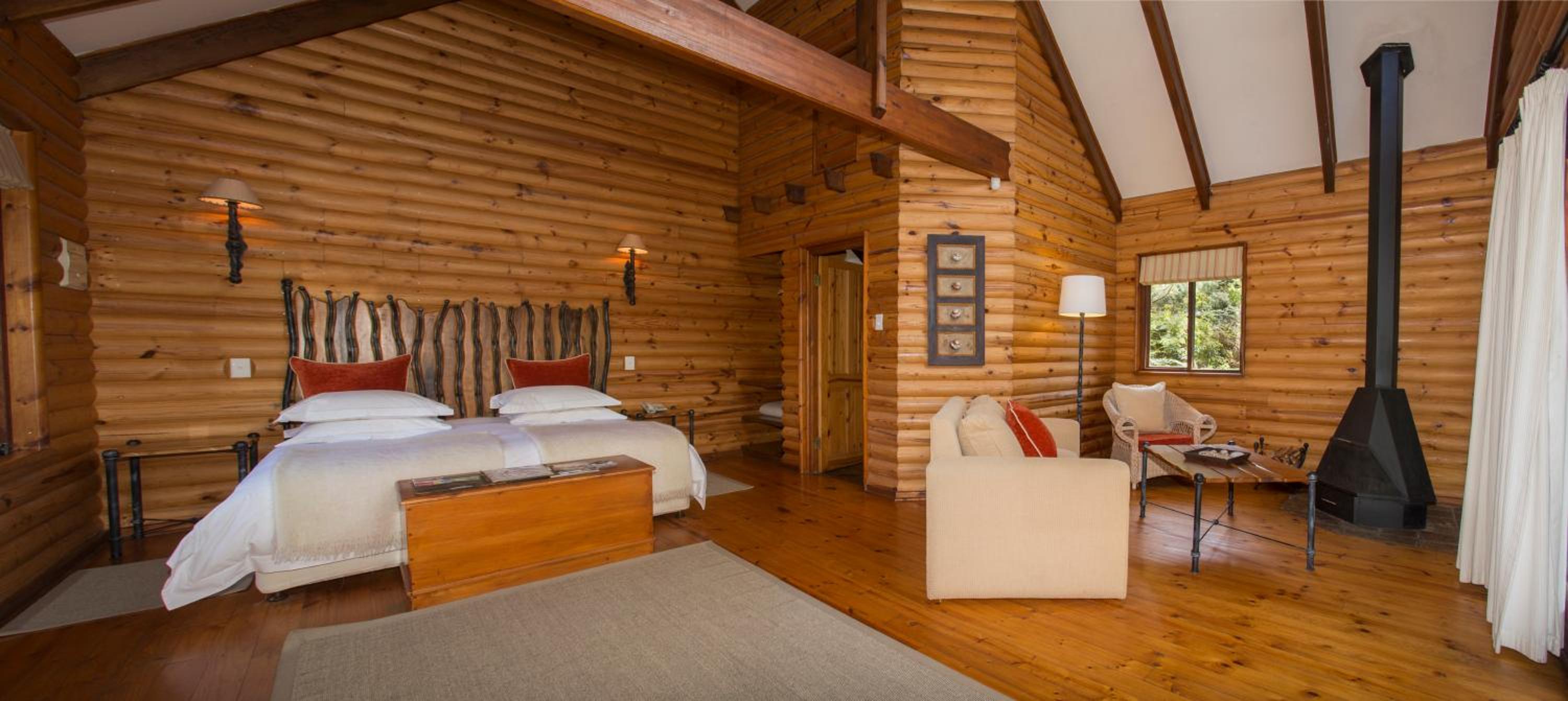 Chalet (2 Adults) - Photo 2