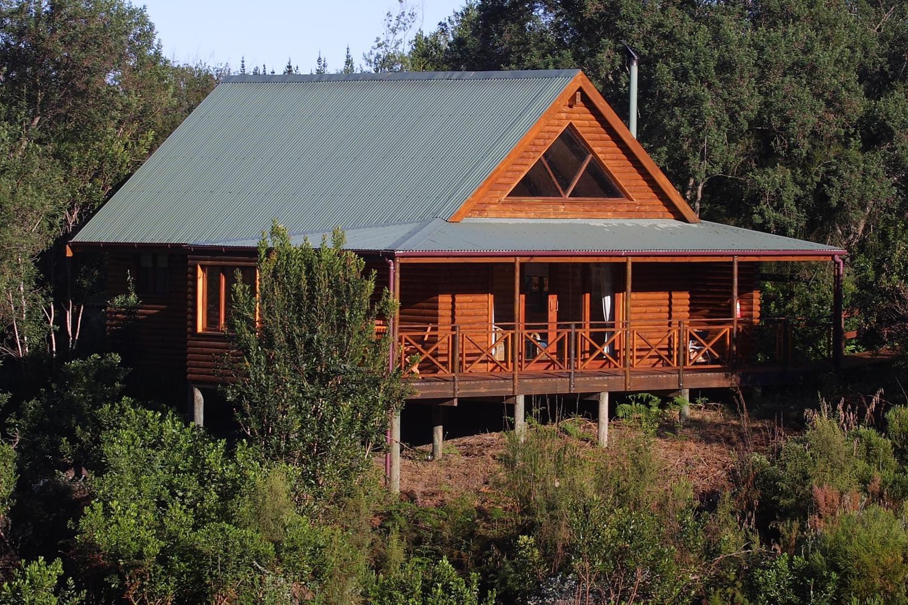 Family Chalet - 2 Adults & 2 Children - Photo 5